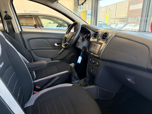 DACIA Logan MCV 0.9 Stepway Unlimited-image-6