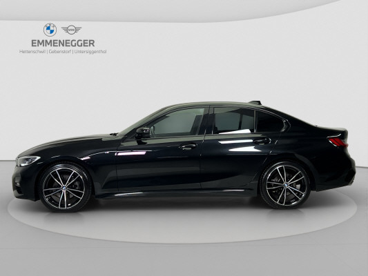 BMW 320d xDrive 48V M Sport-showroom-element-1
