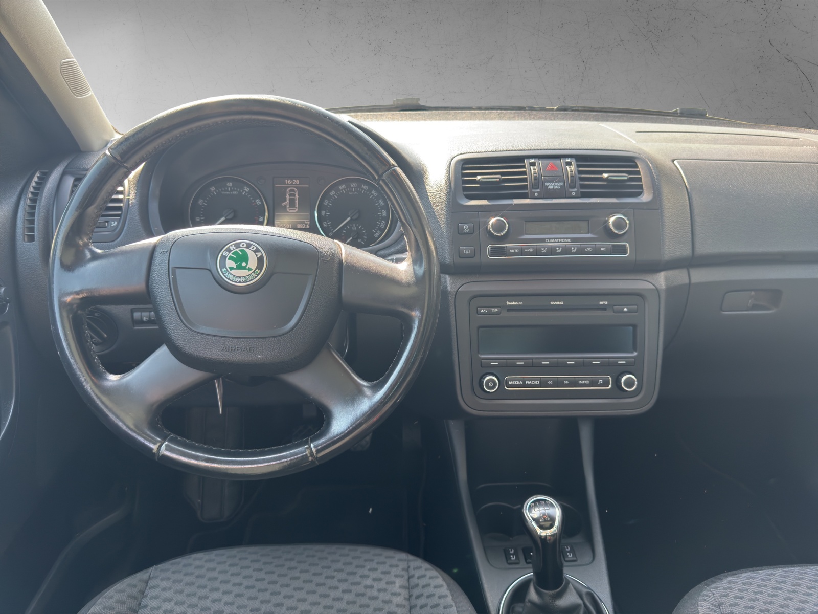 SKODA Roomster 1.2 TSI Elegance-image-9