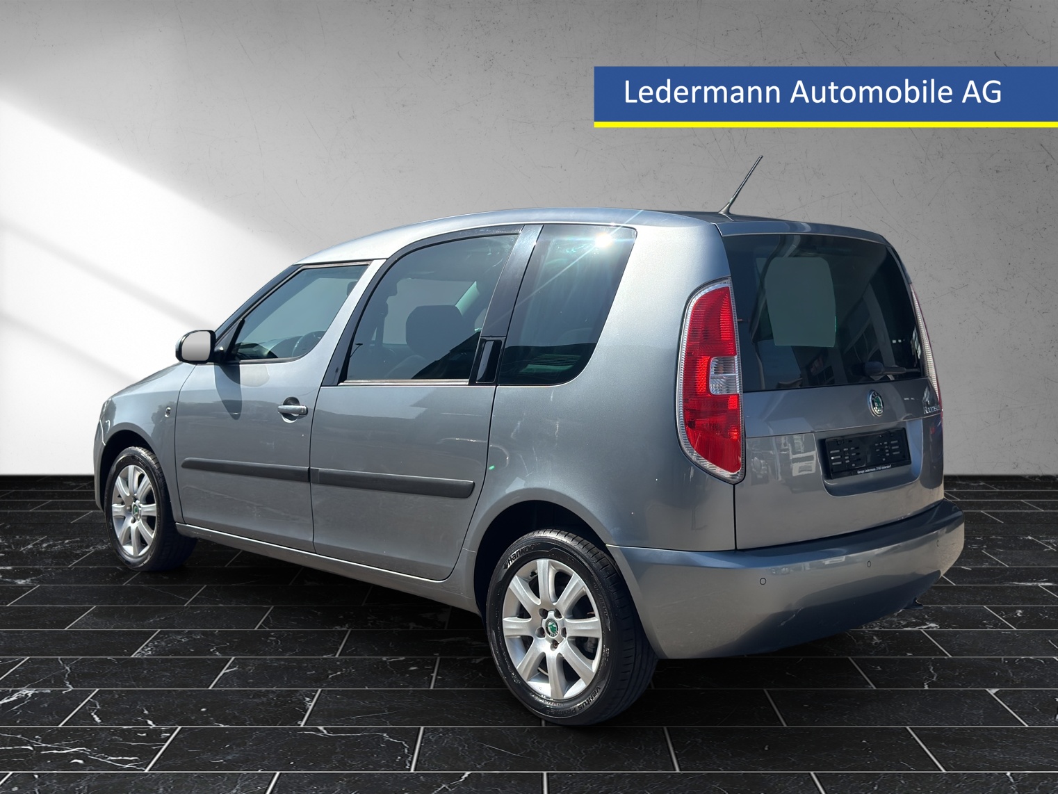 SKODA Roomster 1.2 TSI Elegance-showroom-element-2