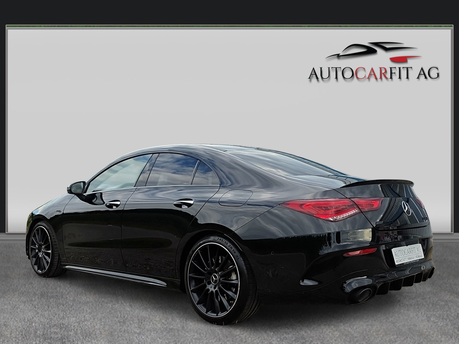 MERCEDES-BENZ CLA 35 AMG 4Matic 7G-DCT-showroom-element-3