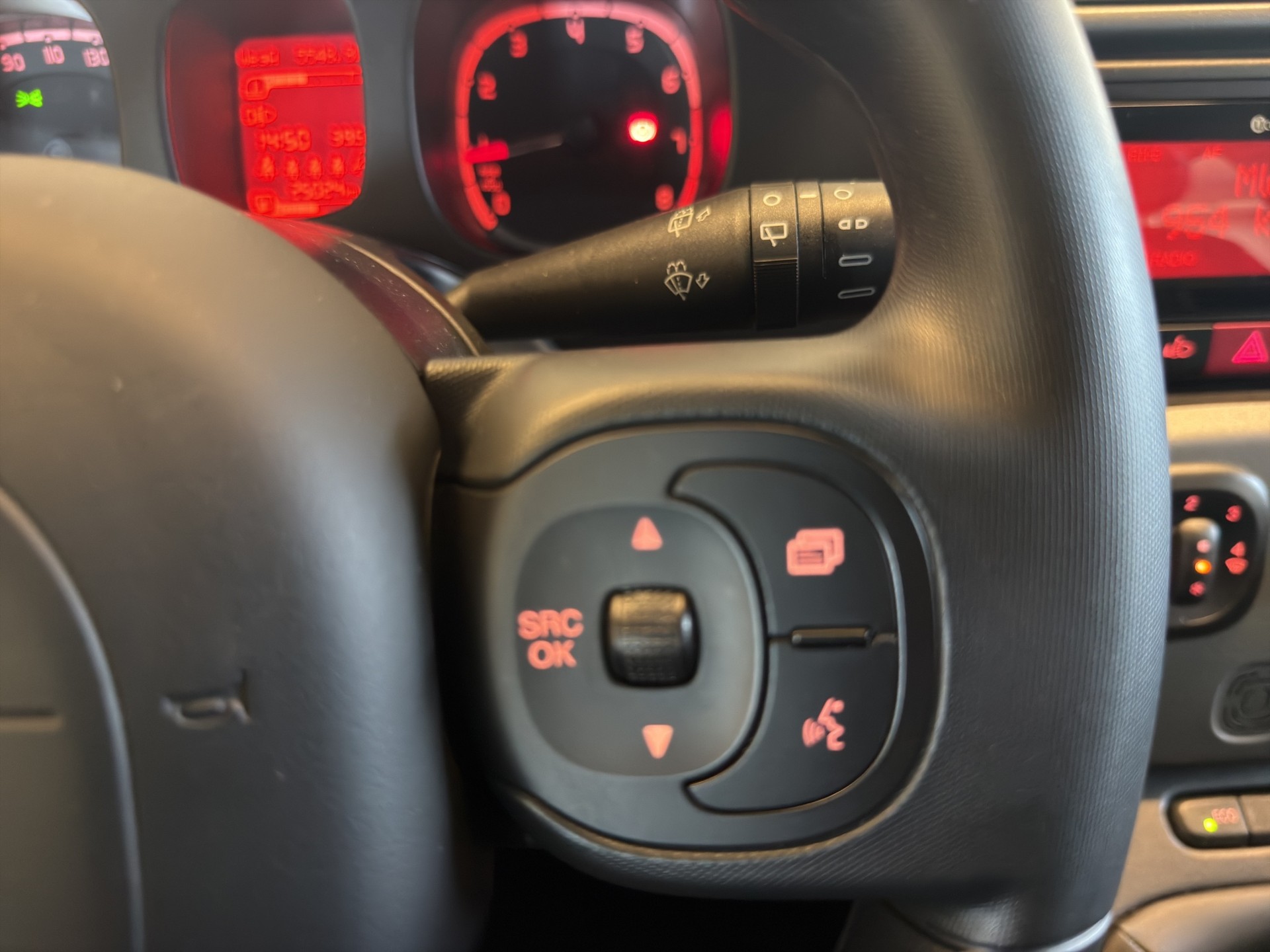 FIAT Panda 0.9 Twinair Turbo Waze 4x4*TOP ZUSTAND*NUR 25000 KM*-image-12