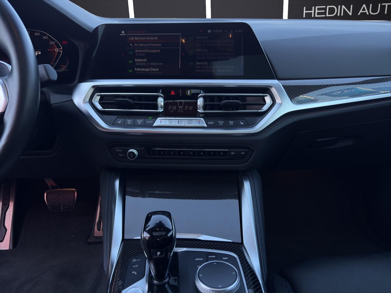 BMW M440i xDrive Coupé-image-17