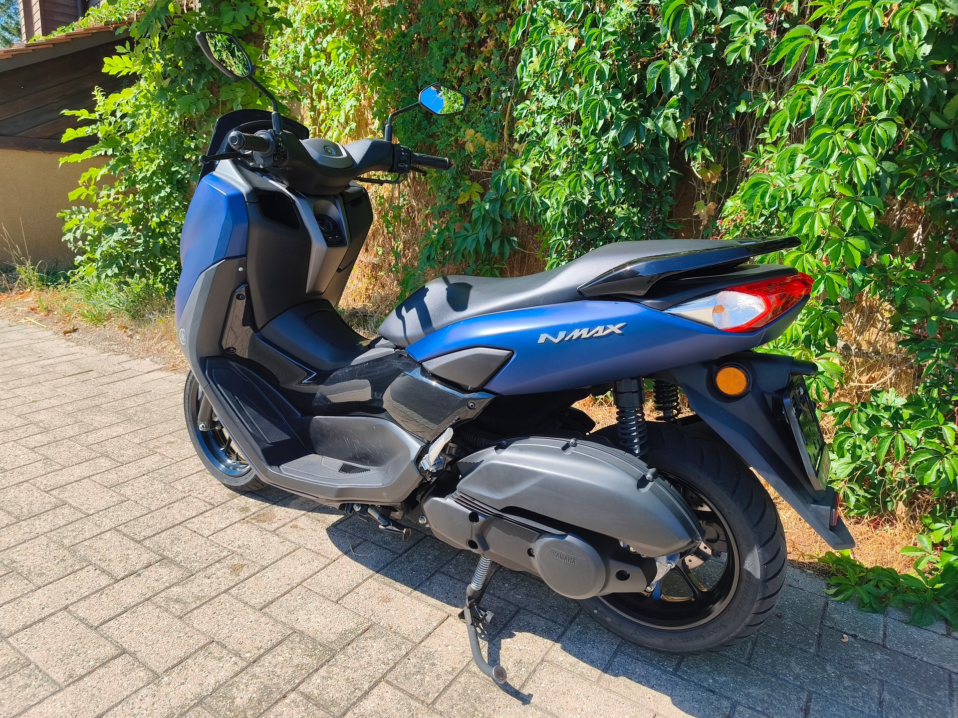 YAMAHA N-Max GPD 125-image-8
