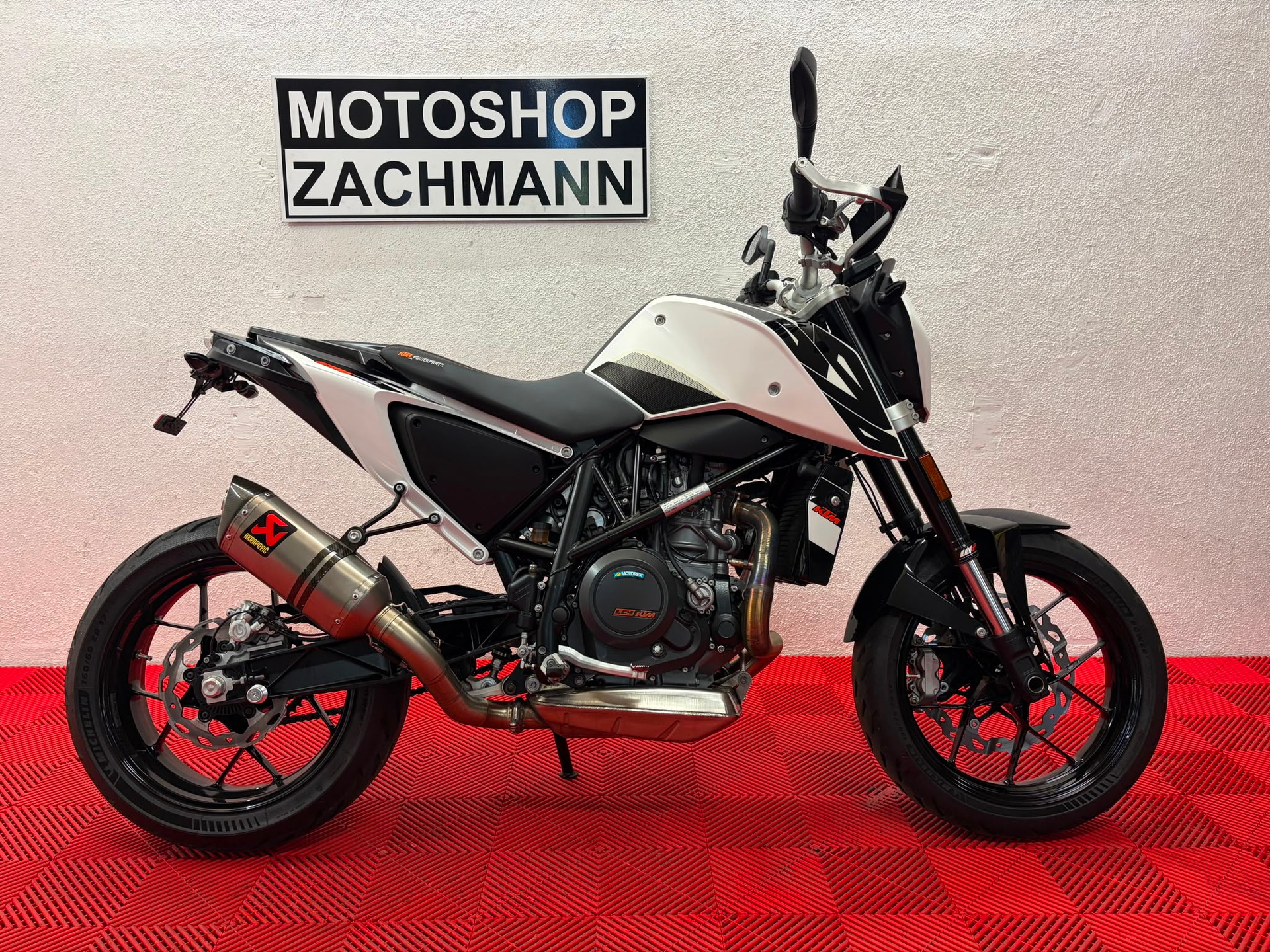 KTM 690 Duke ABS-image-0