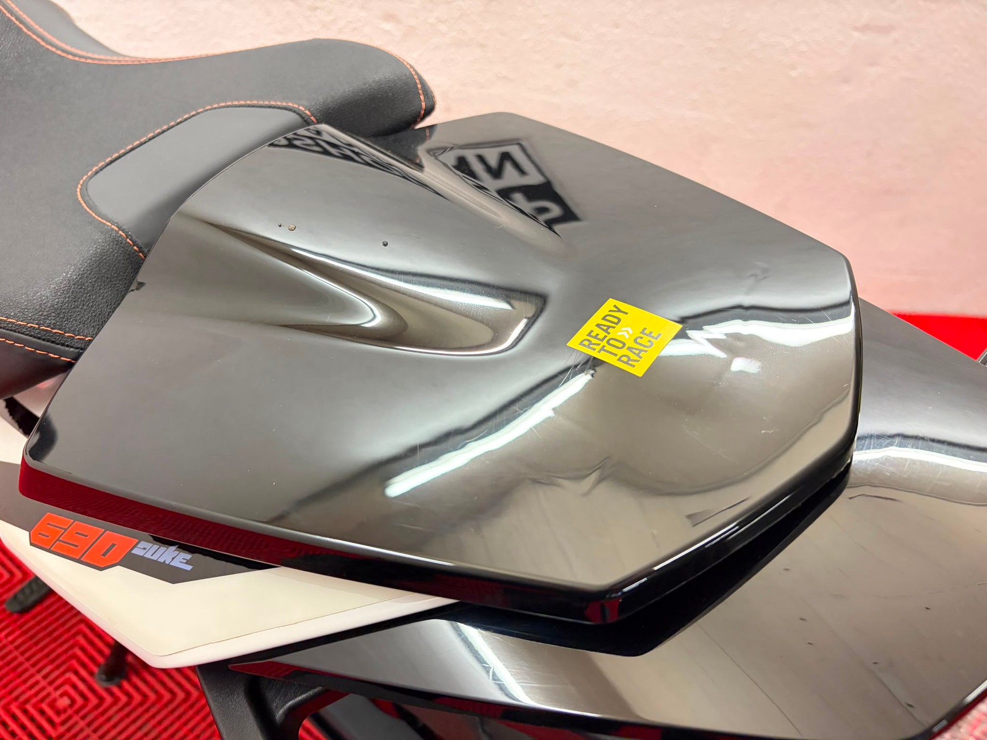KTM 690 Duke ABS-image-9
