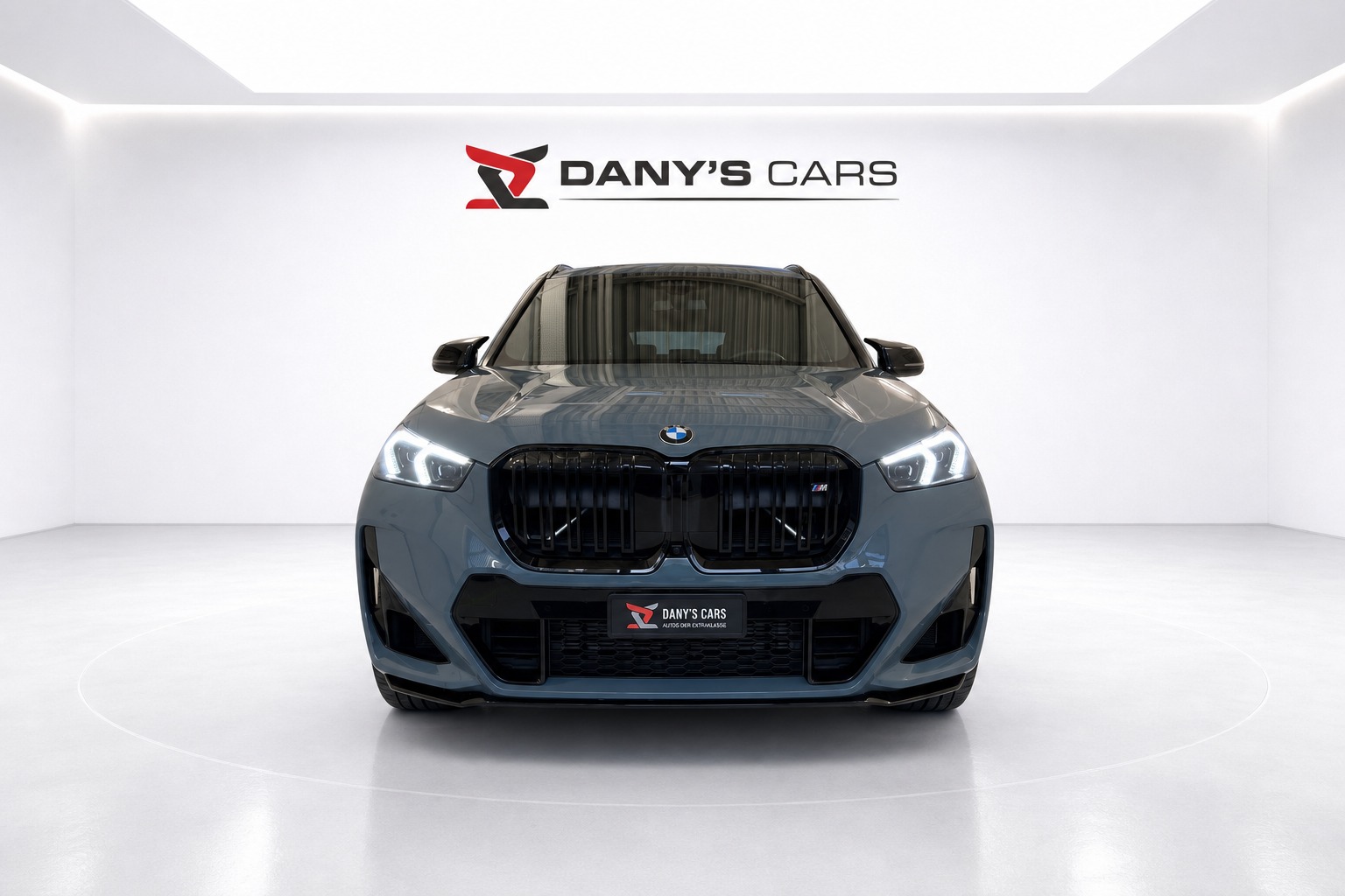 BMW X1 xDrive M35i M Sport Pro AHK-showroom-element-1