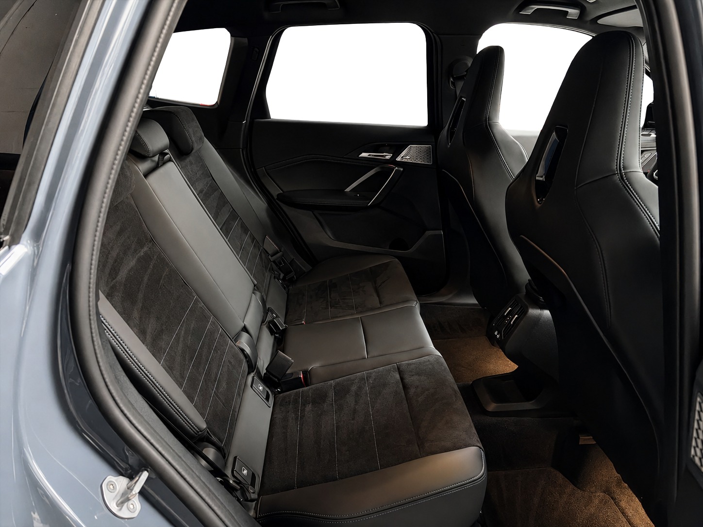 BMW X1 xDrive M35i M Sport Pro AHK-image-16