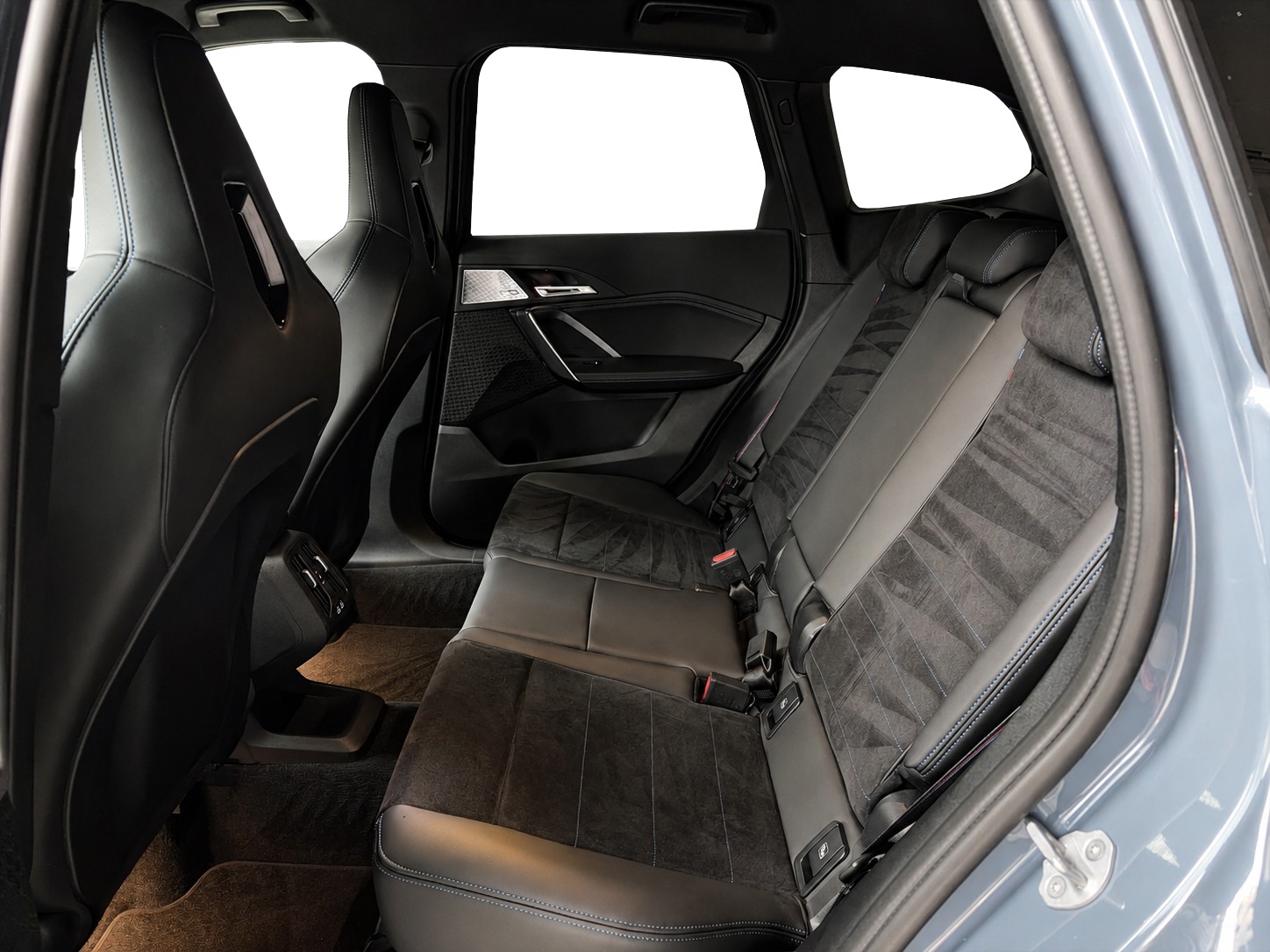 BMW X1 xDrive M35i M Sport Pro AHK-image-14