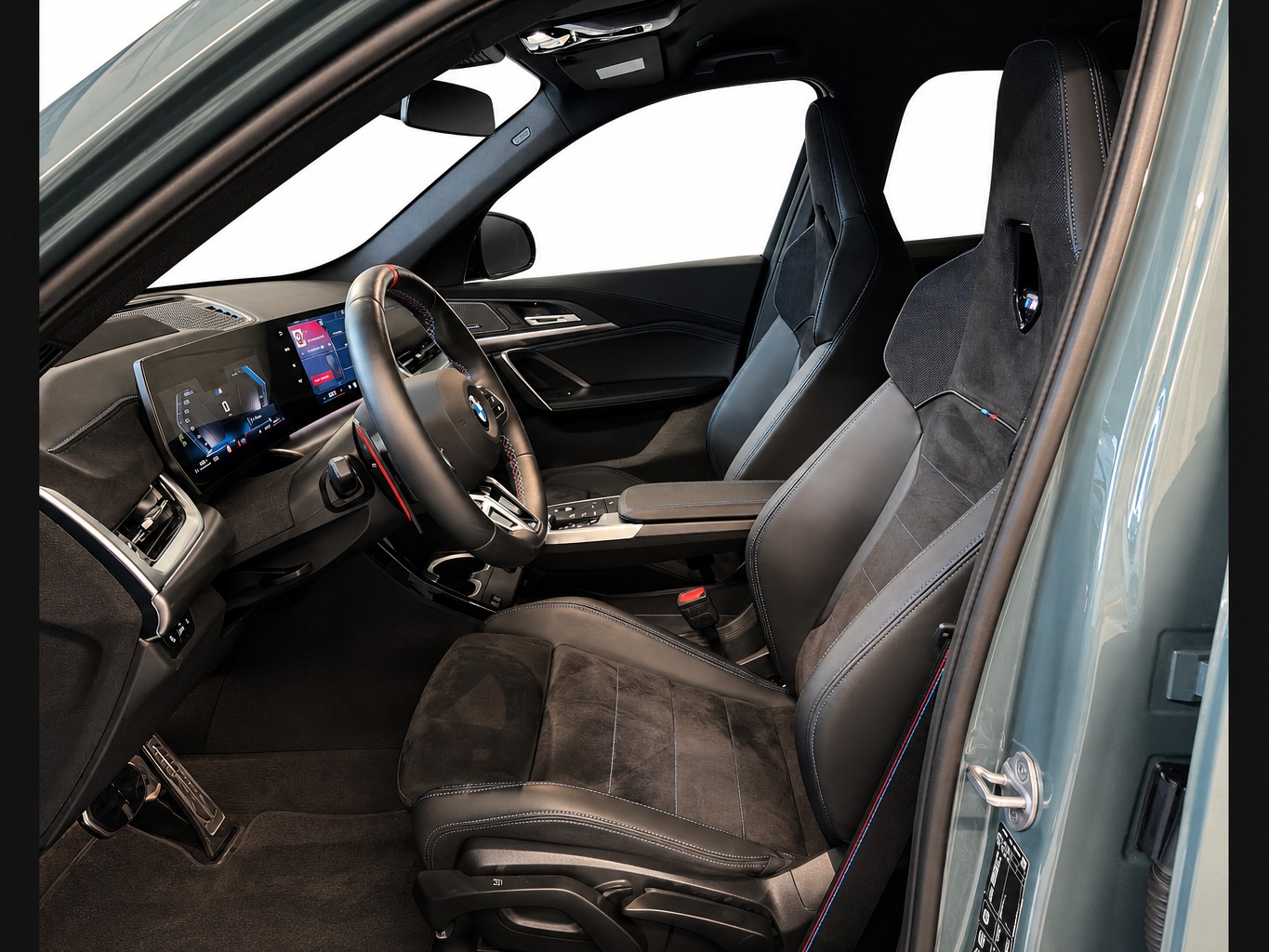 BMW X1 xDrive M35i M Sport Pro AHK-image-14
