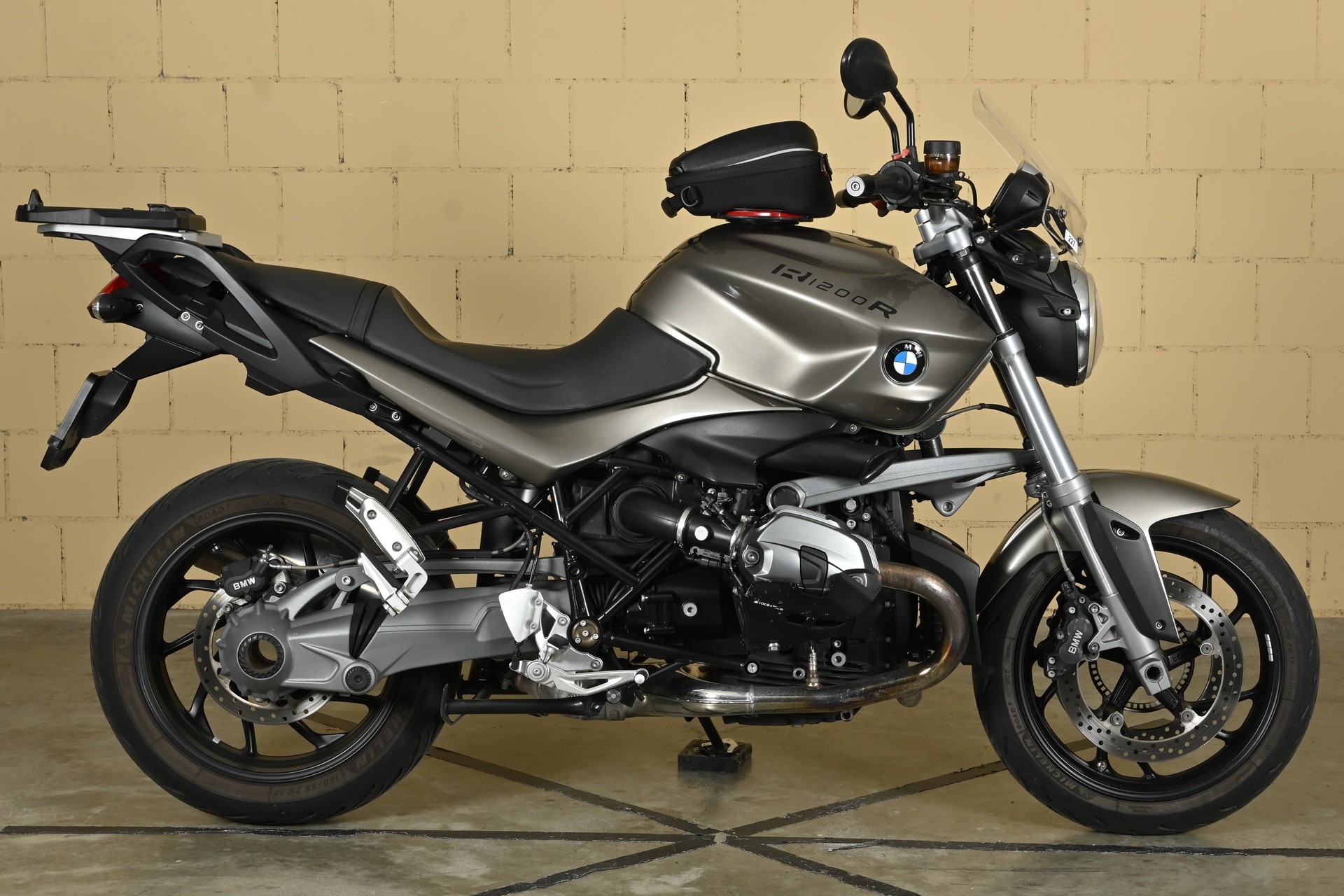 BMW R 1200 R ABS-image-0