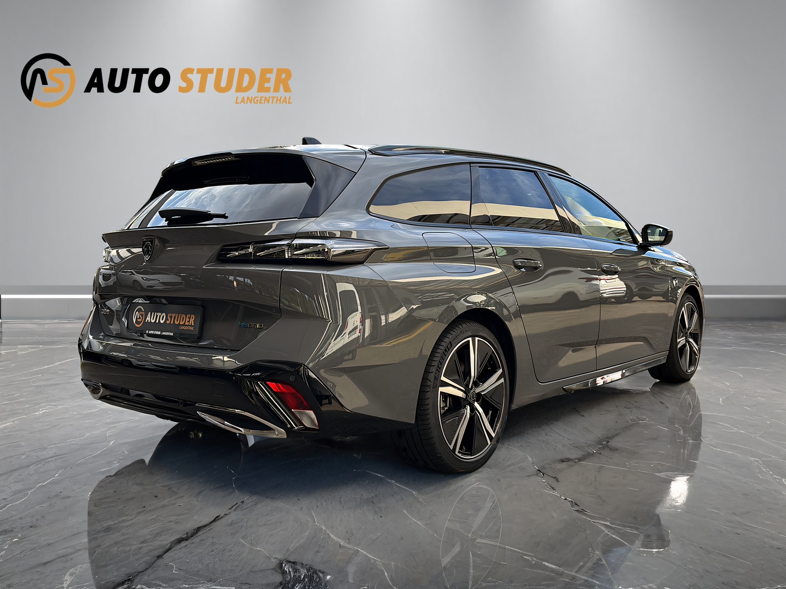 PEUGEOT 308 SW 1.6 PHEV 180 GT-image-11