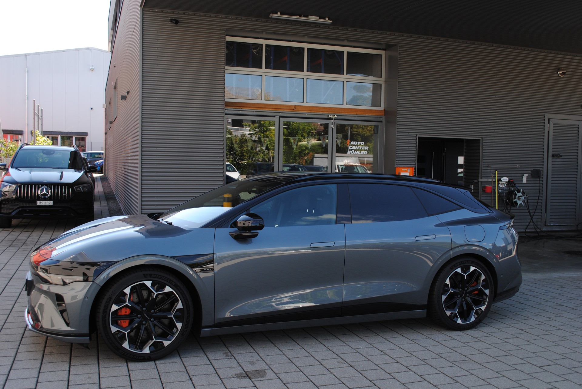 ZEEKR 7GT 100kWh Prvilege Launch Edition AWD-showroom-element-3
