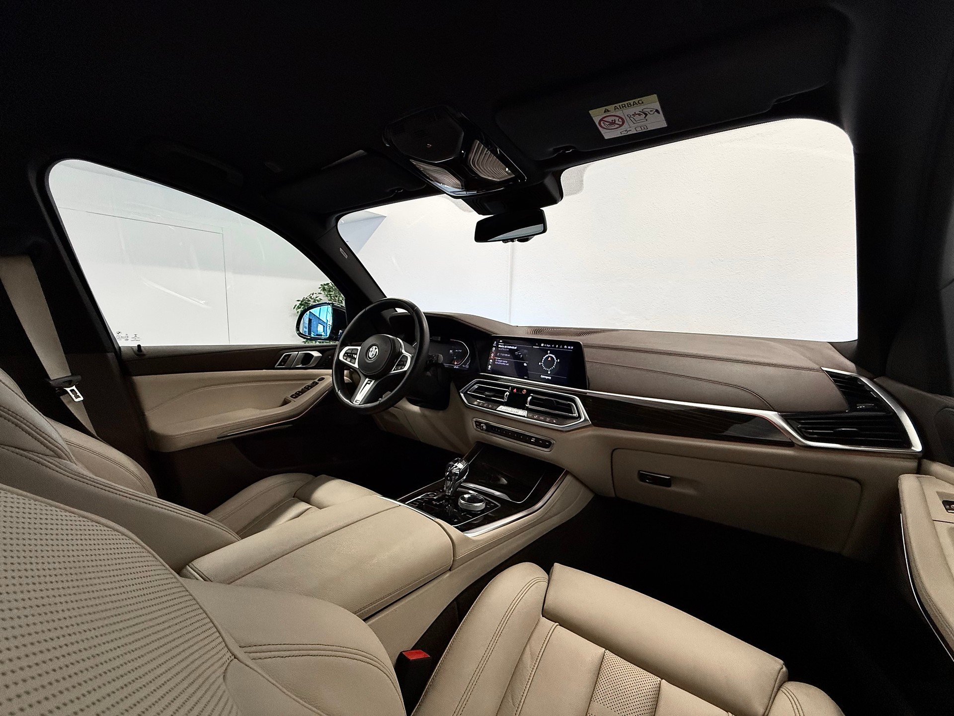 BMW X5 xDrive 40i Steptronic-image-15