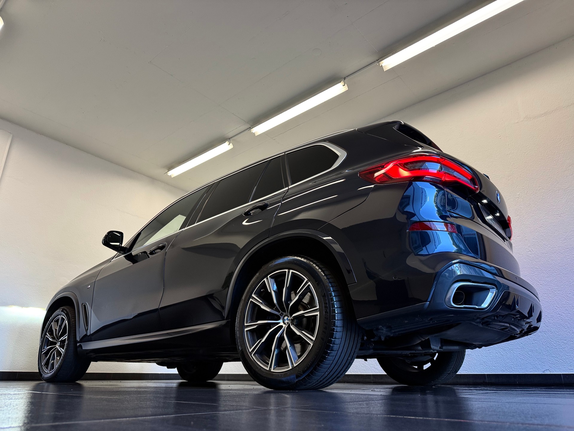 BMW X5 xDrive 40i Steptronic-image-9