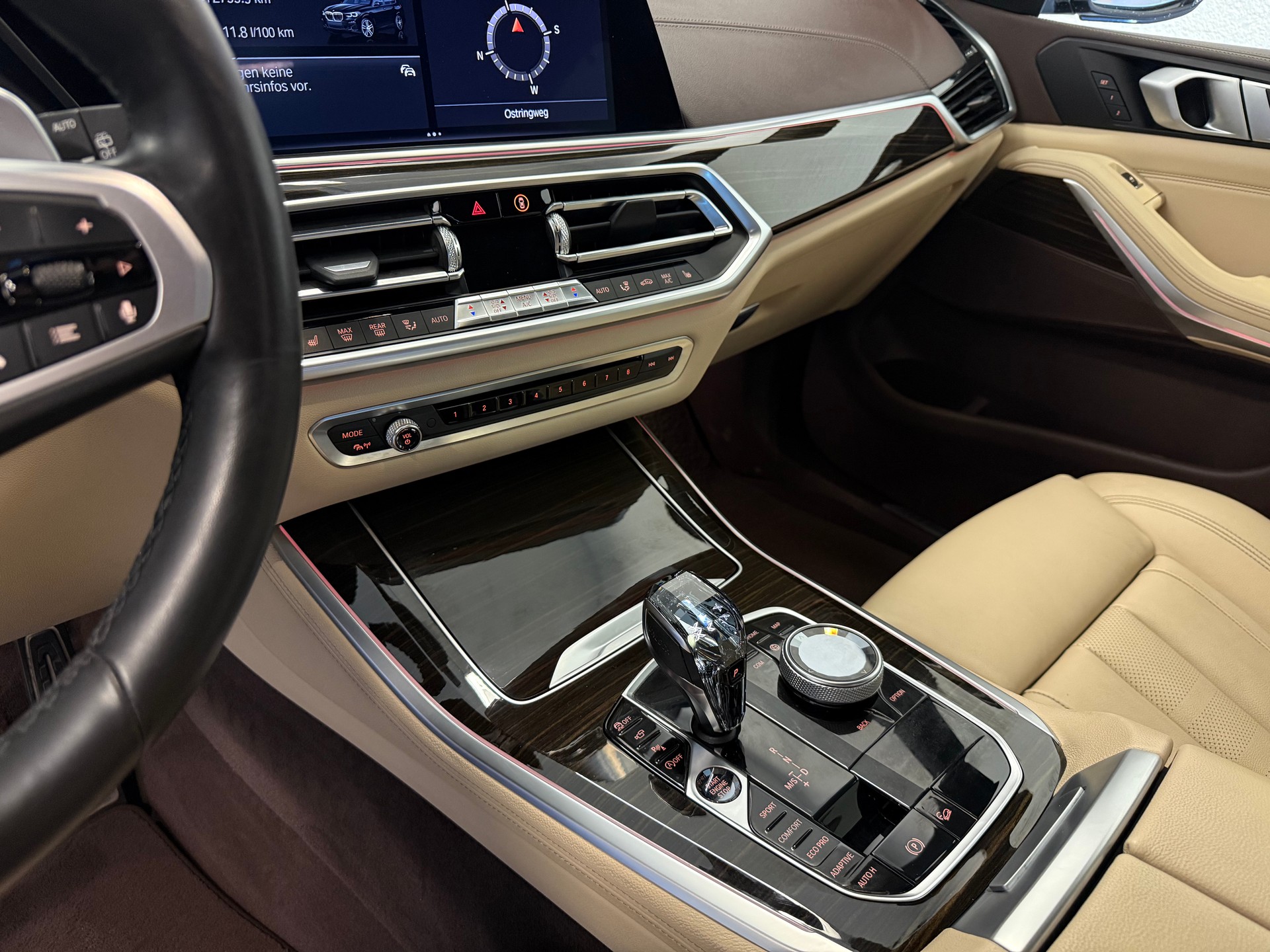 BMW X5 xDrive 40i Steptronic-image-30
