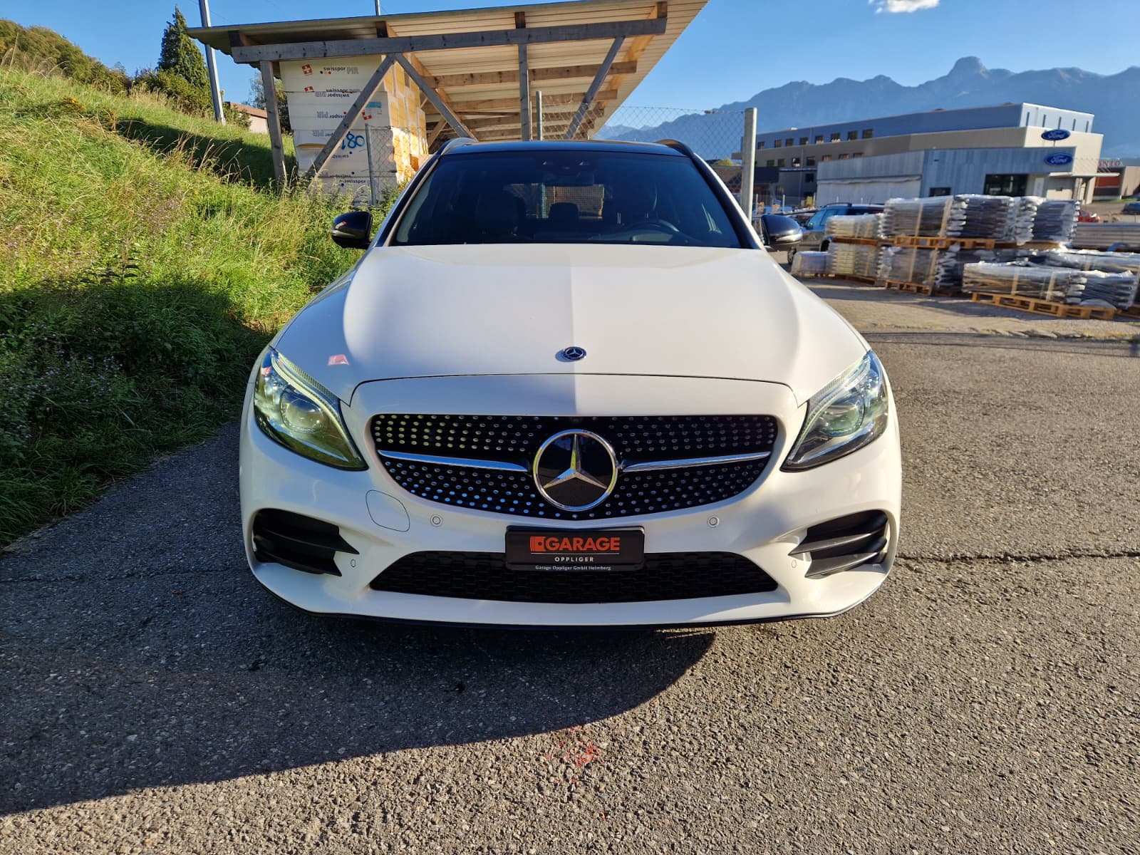 MERCEDES-BENZ C 220 d Swiss Star AMG Line 4M 9G-Tronic-showroom-element-1