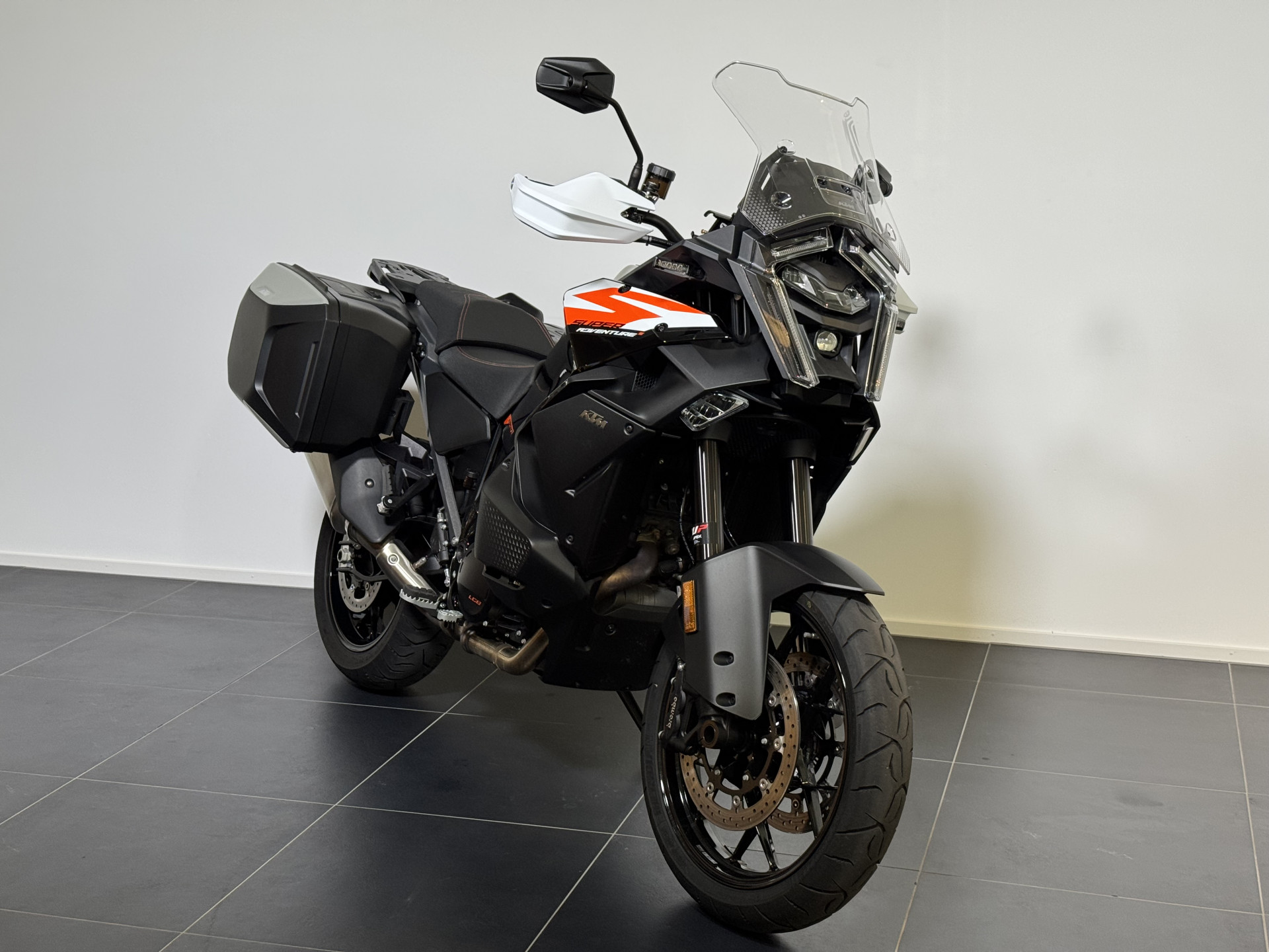 KTM 1390 Super Adventure S-image-4
