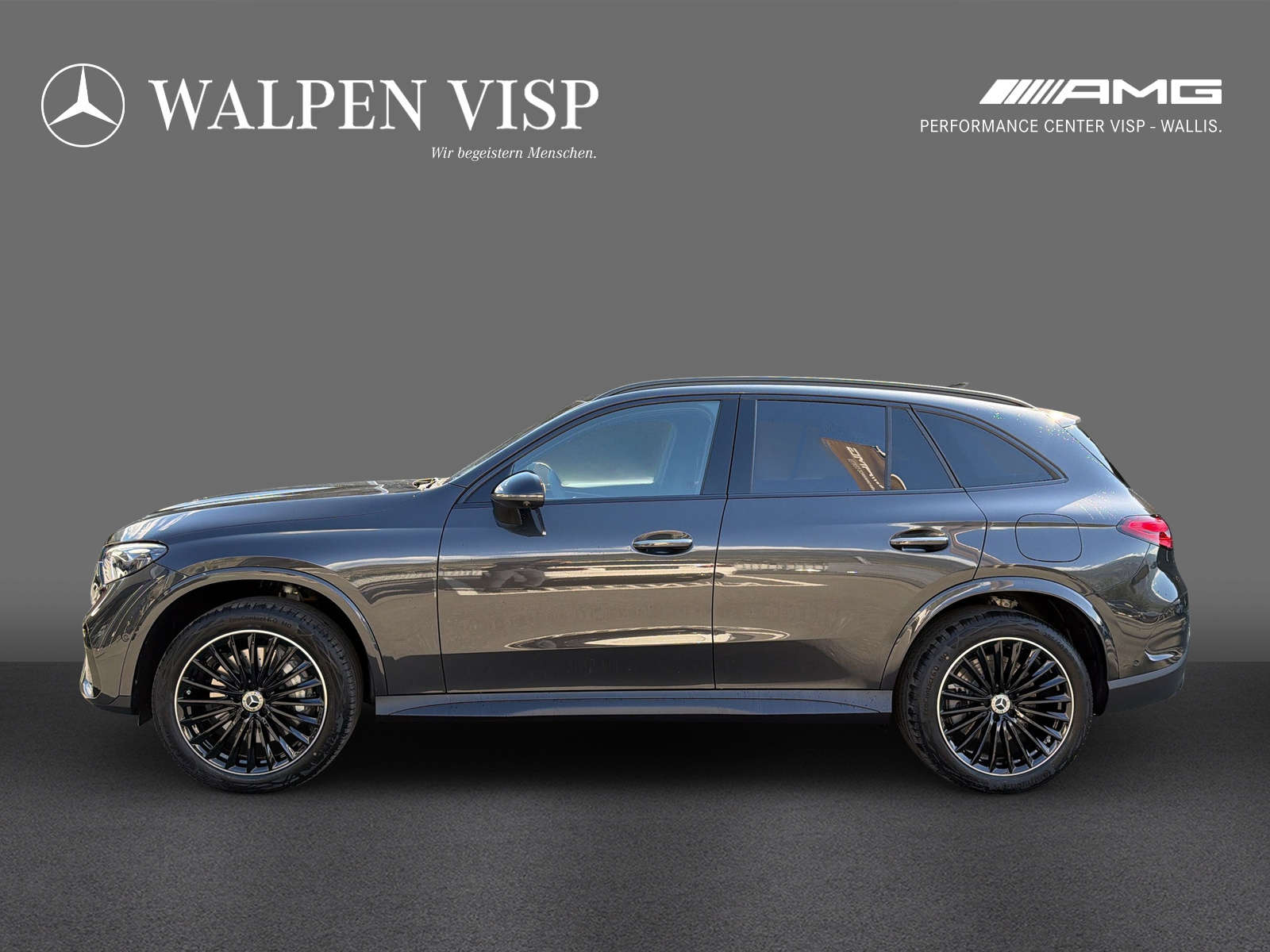 MERCEDES-BENZ GLC 300 e 4Matic EQ Star 9G-Tronic-showroom-element-2