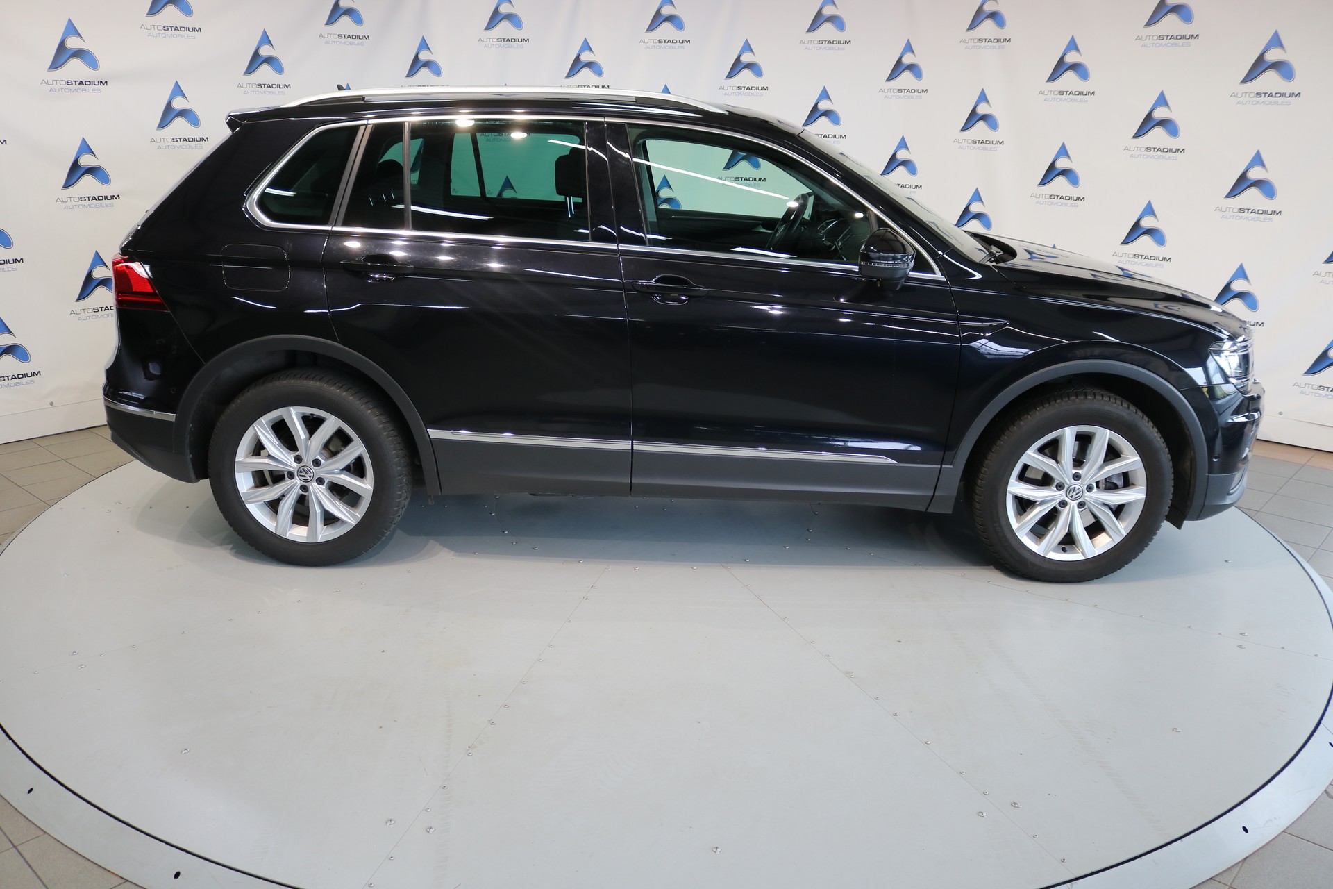 VW Tiguan 2.0TSI Highline 4Motion DSG-image-28