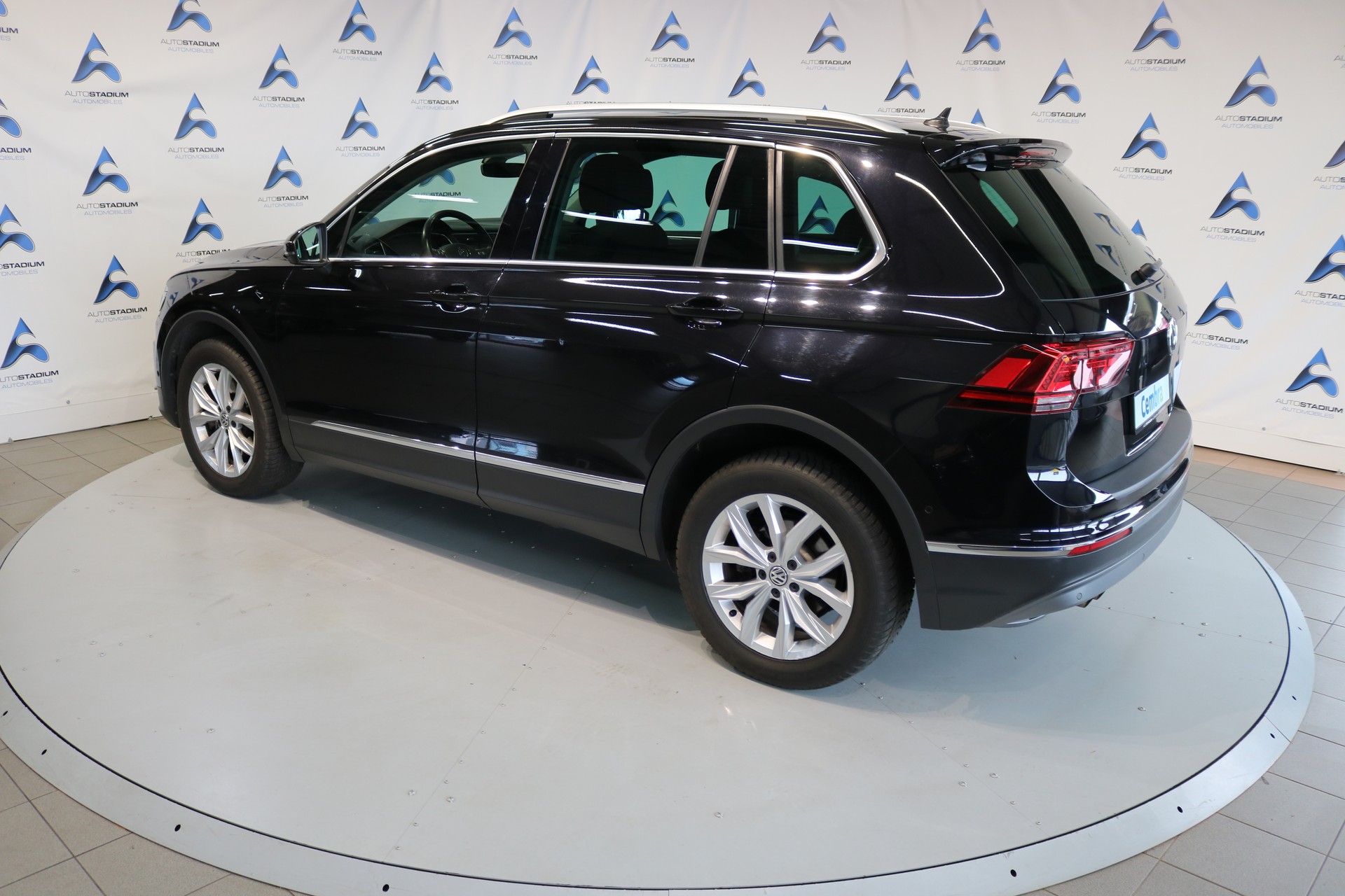 VW Tiguan 2.0TSI Highline 4Motion DSG-image-17