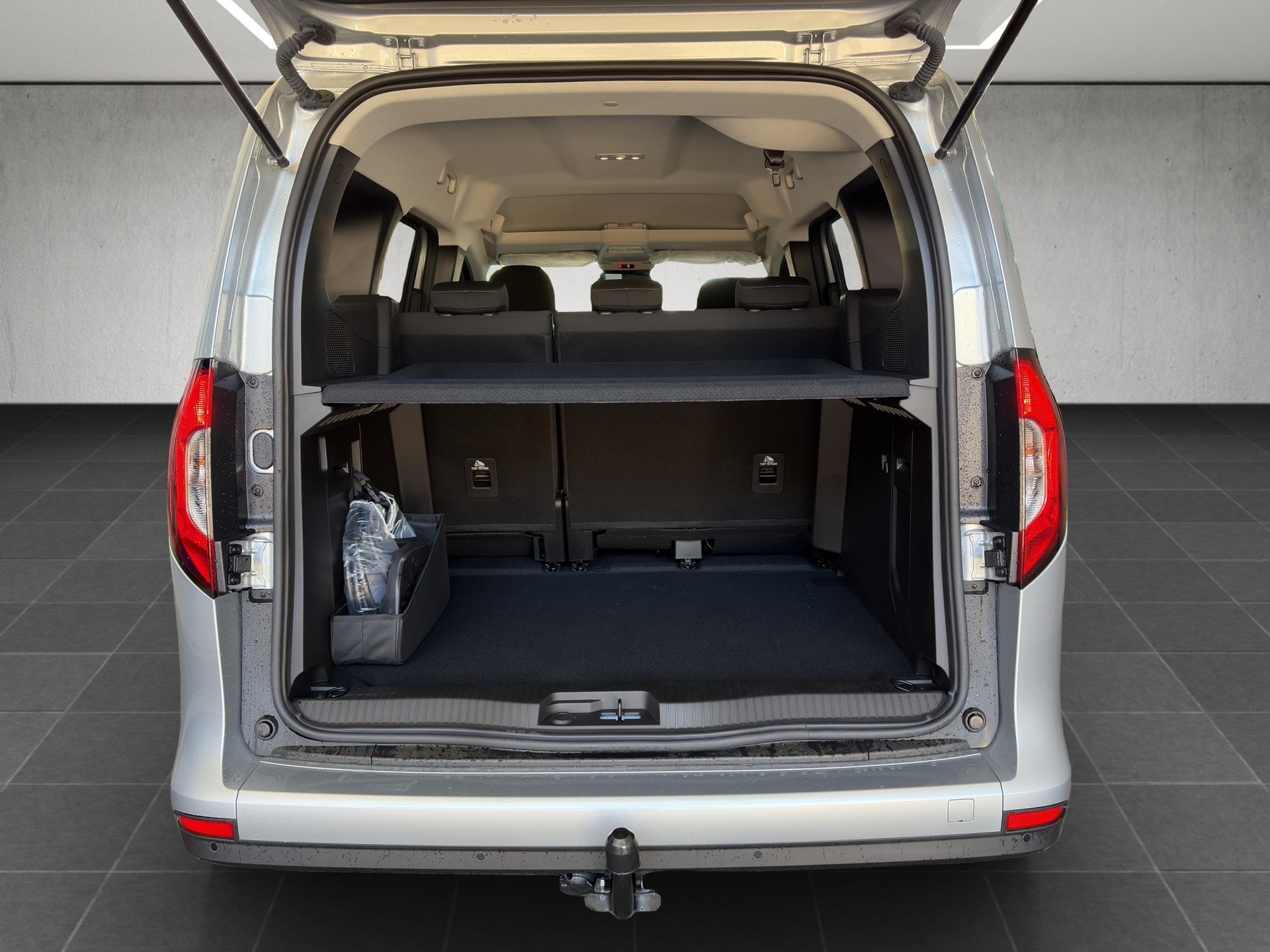 MERCEDES-BENZ eCitan Tourer 2716mm S-image-8