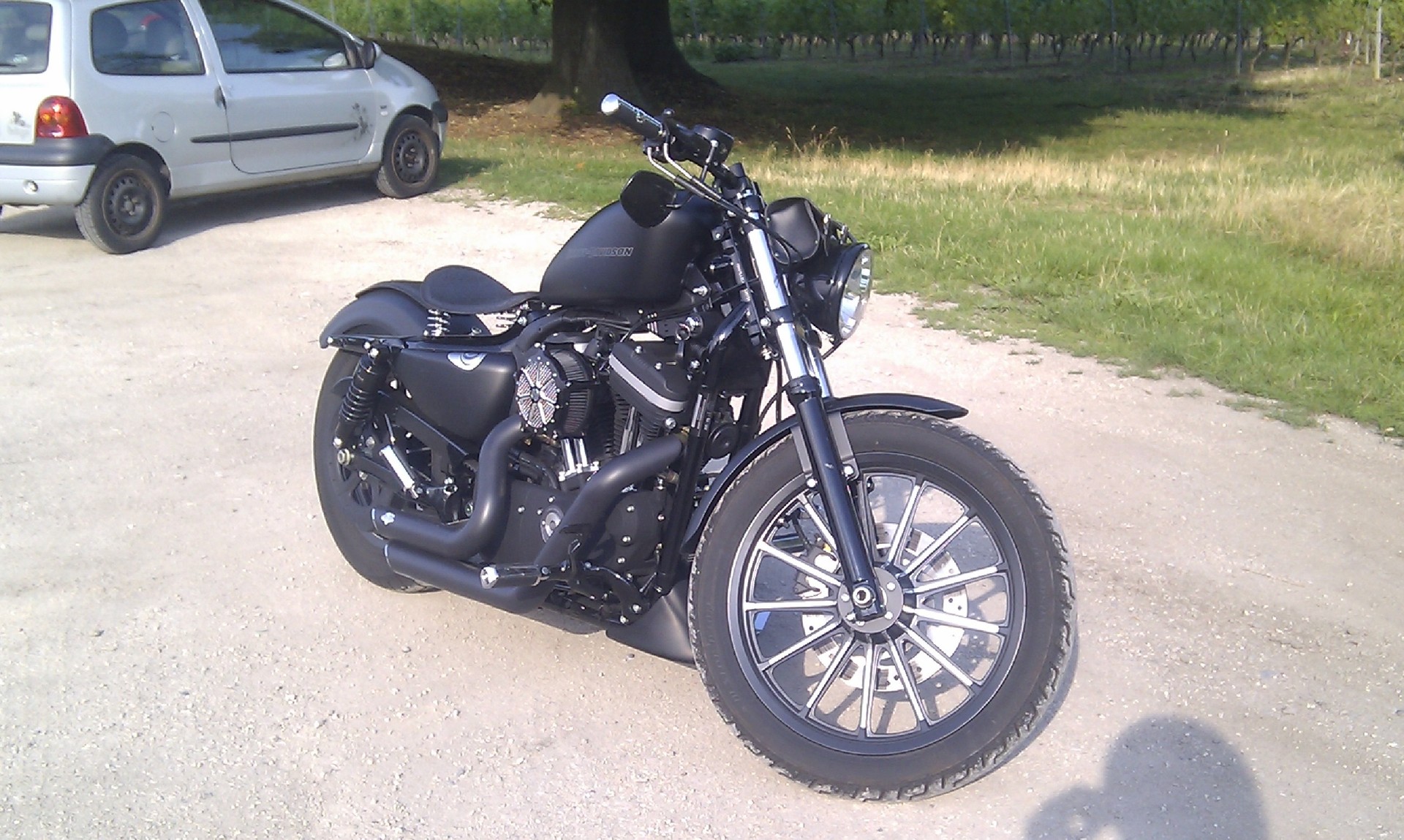 HARLEY-DAVIDSON XL 883 N Sportster Iron-image-5