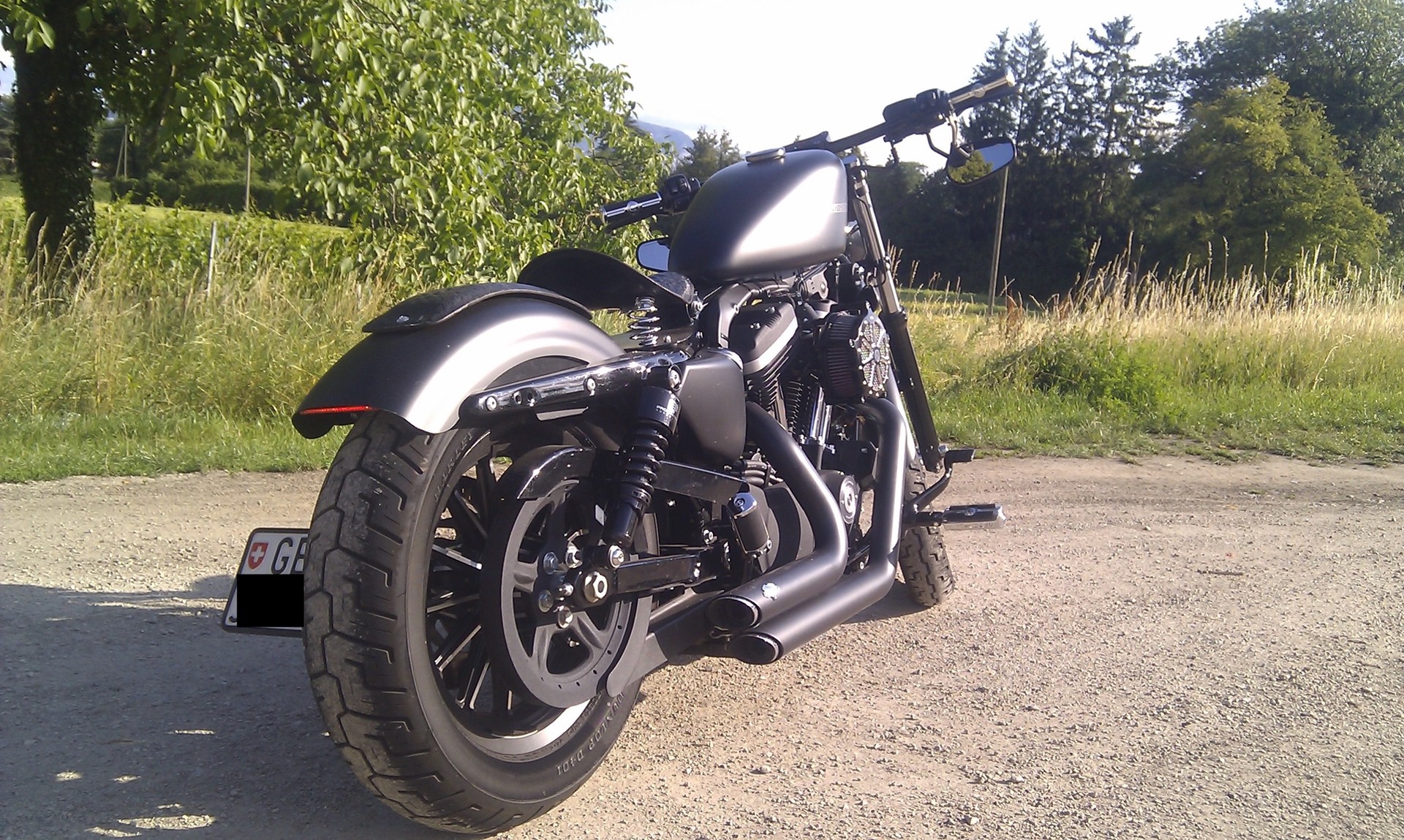 HARLEY-DAVIDSON XL 883 N Sportster Iron-image-2