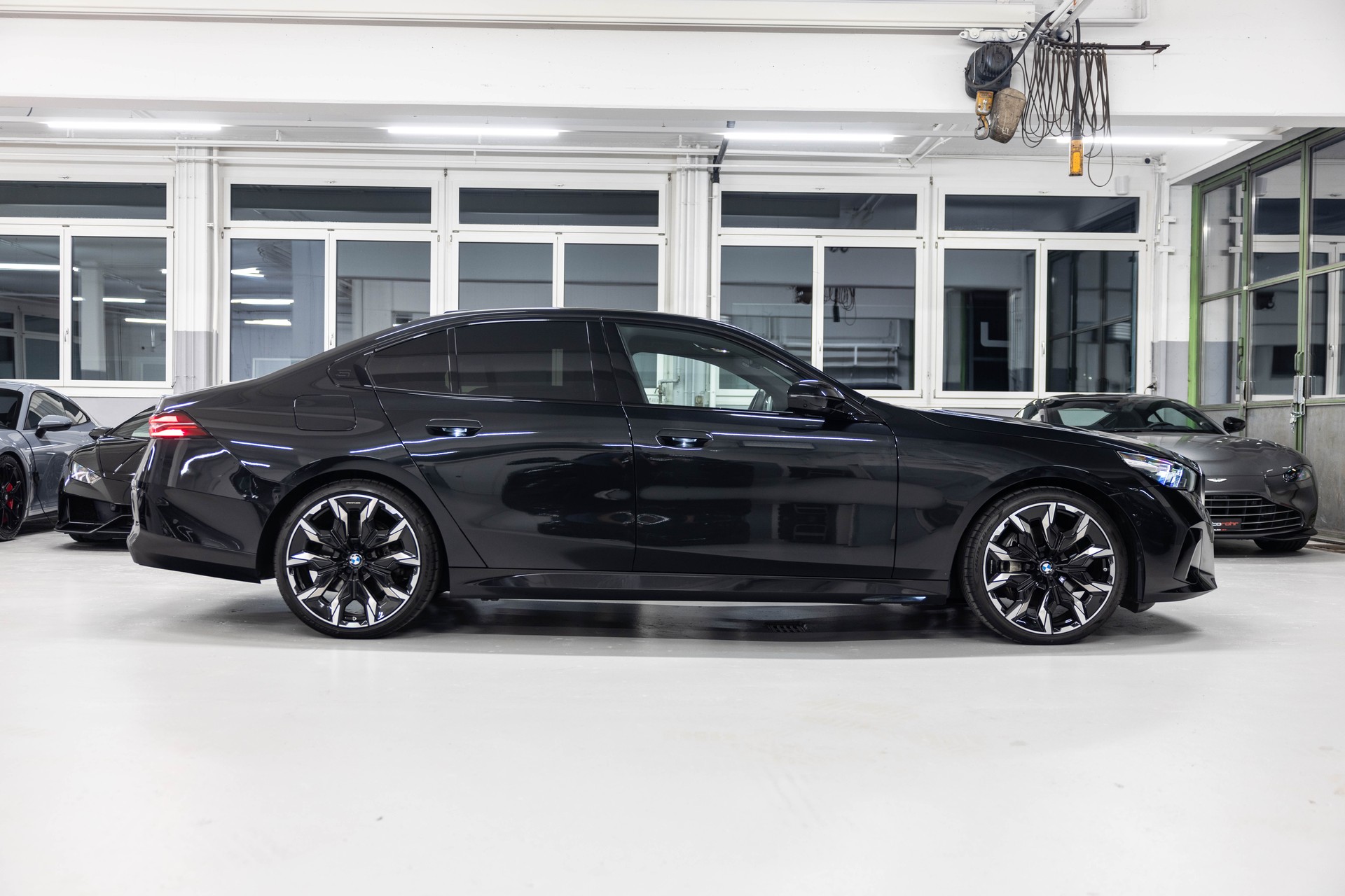 BMW 540d xDrive 48V M Sport Steptronic-showroom-element-3