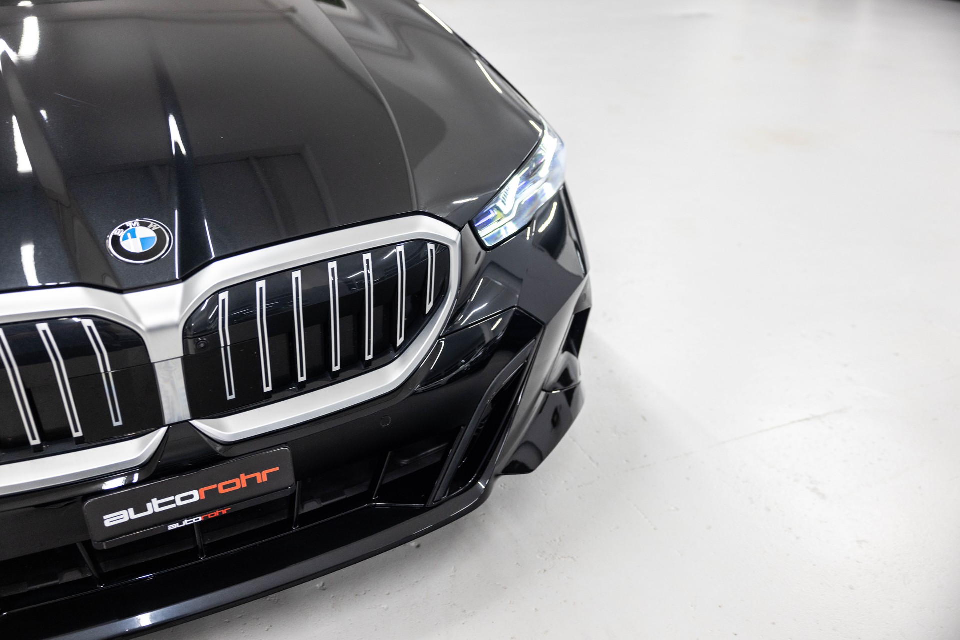 BMW 540d xDrive 48V M Sport Steptronic-image-14