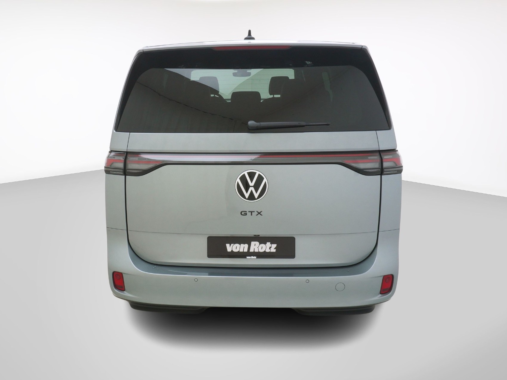 VW ID.Buzz 84kWh GTX 4MOTION langer Radstand-showroom-element-3