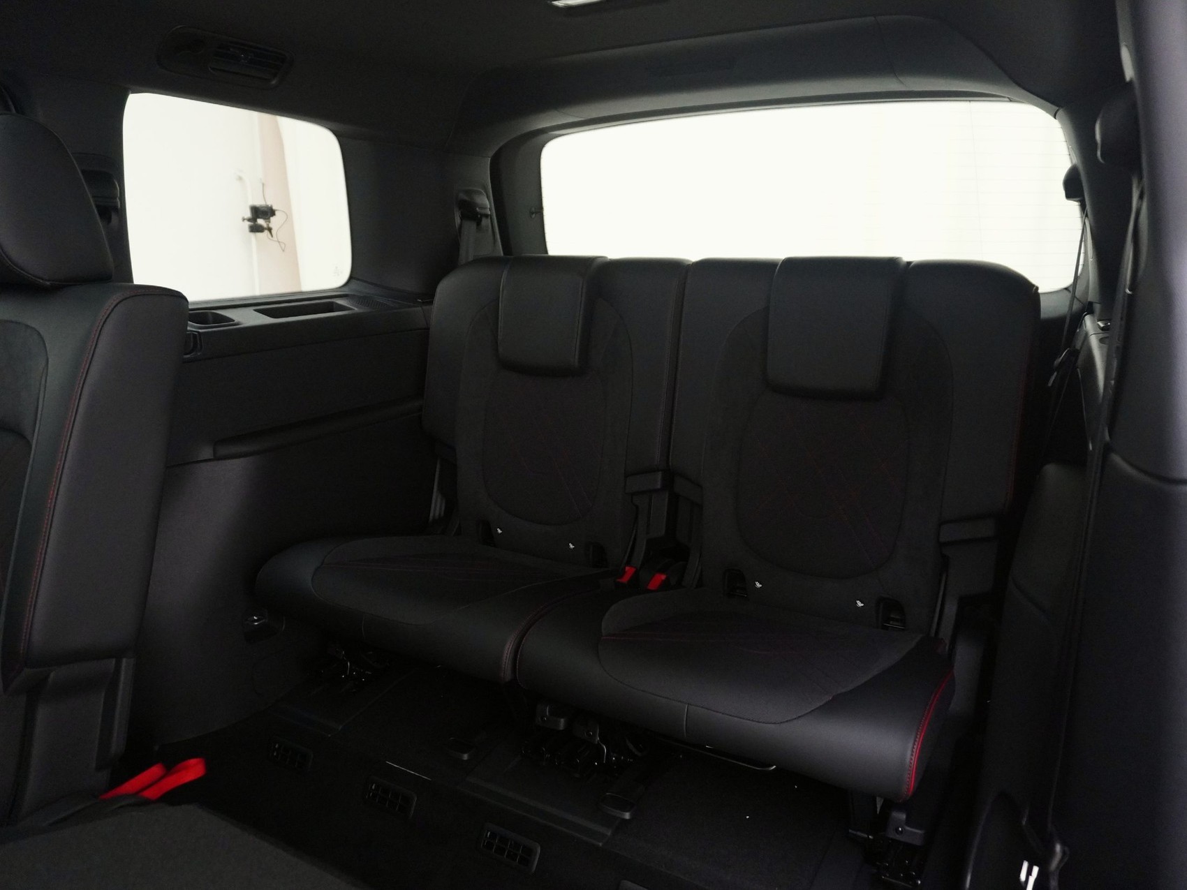 VW ID.Buzz 84kWh GTX 4MOTION langer Radstand-image-9