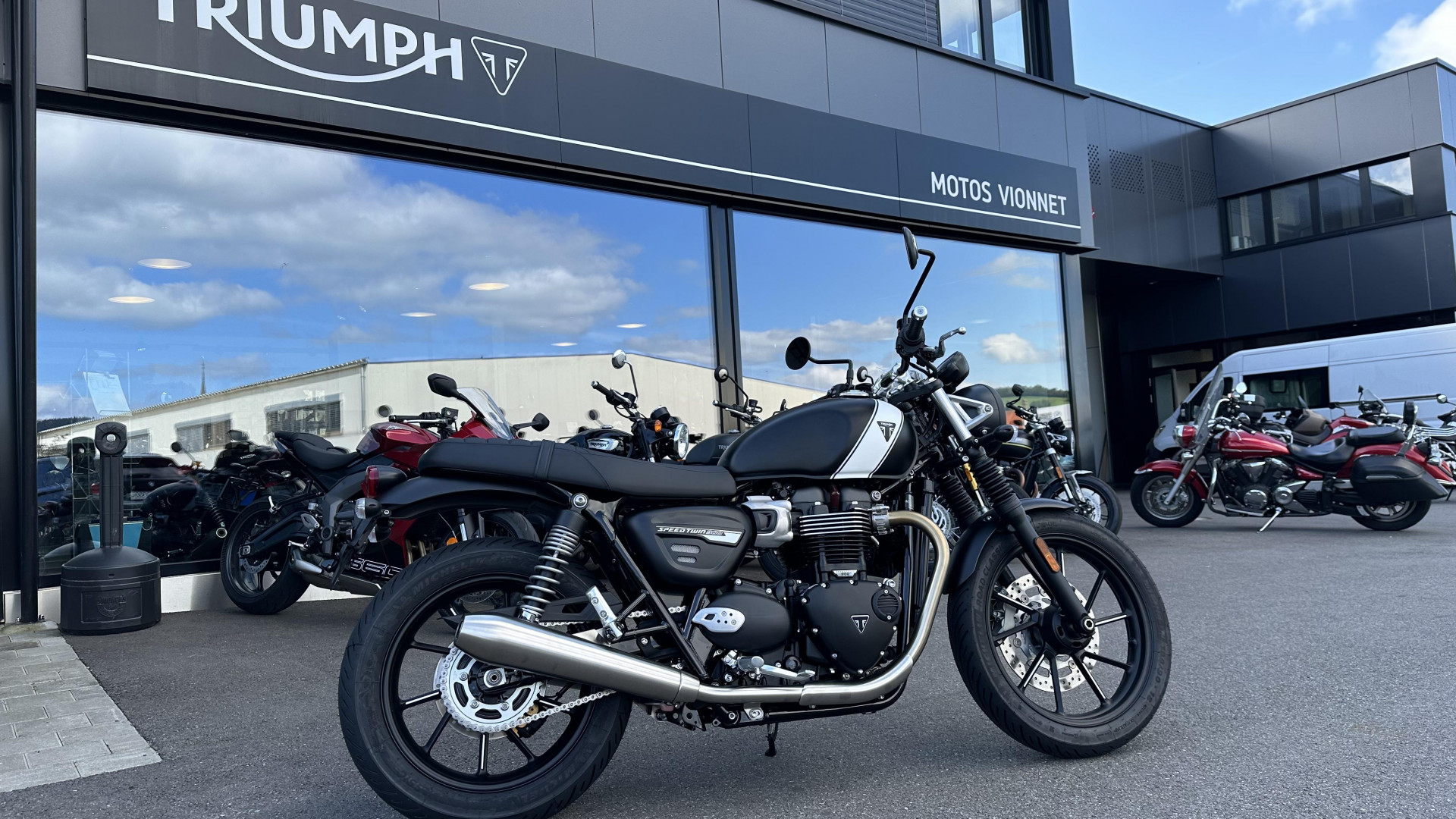 TRIUMPH Speed Twin 900-image-0