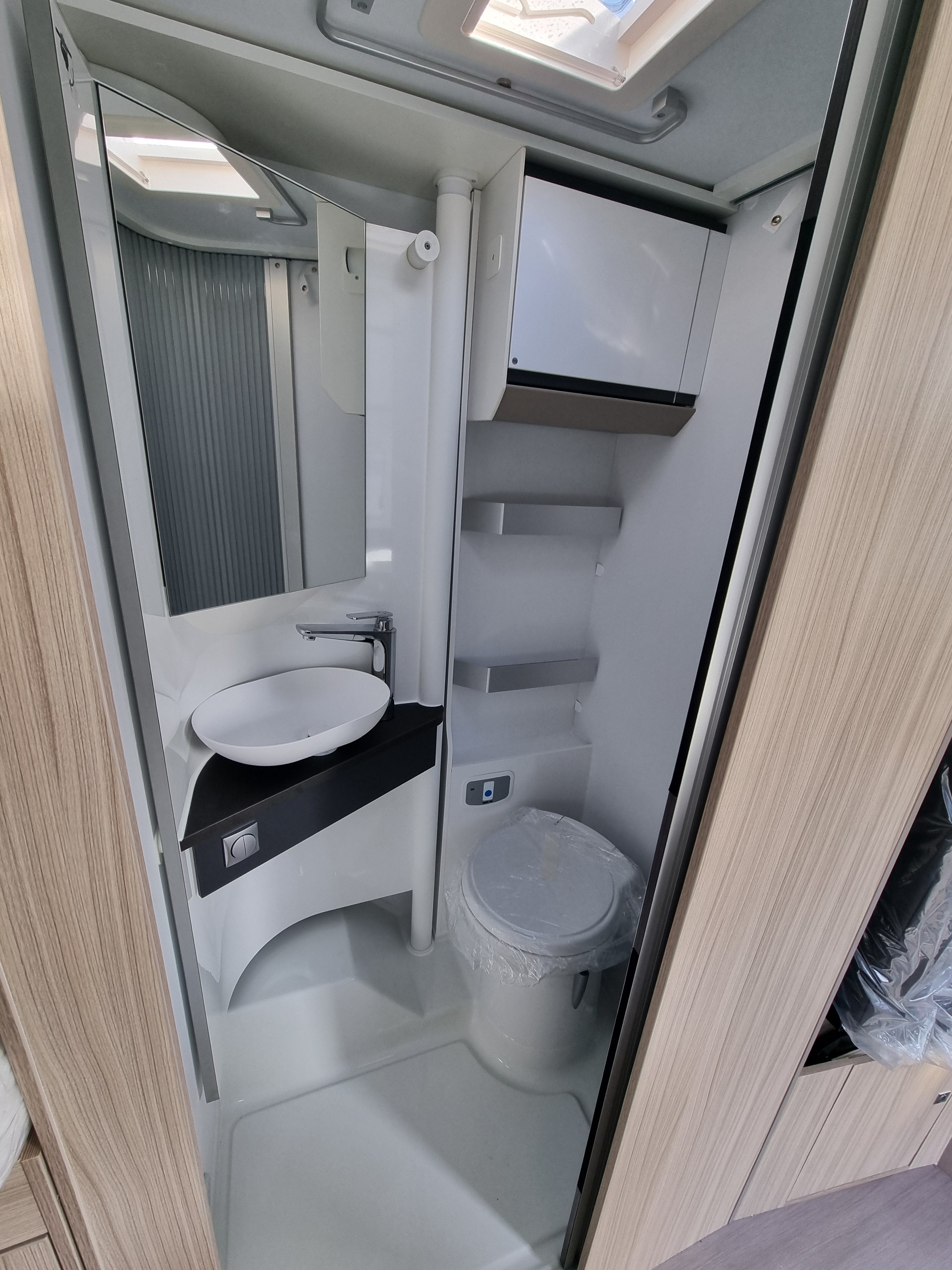 ADRIA Adria Compact Supreme SL-image-12