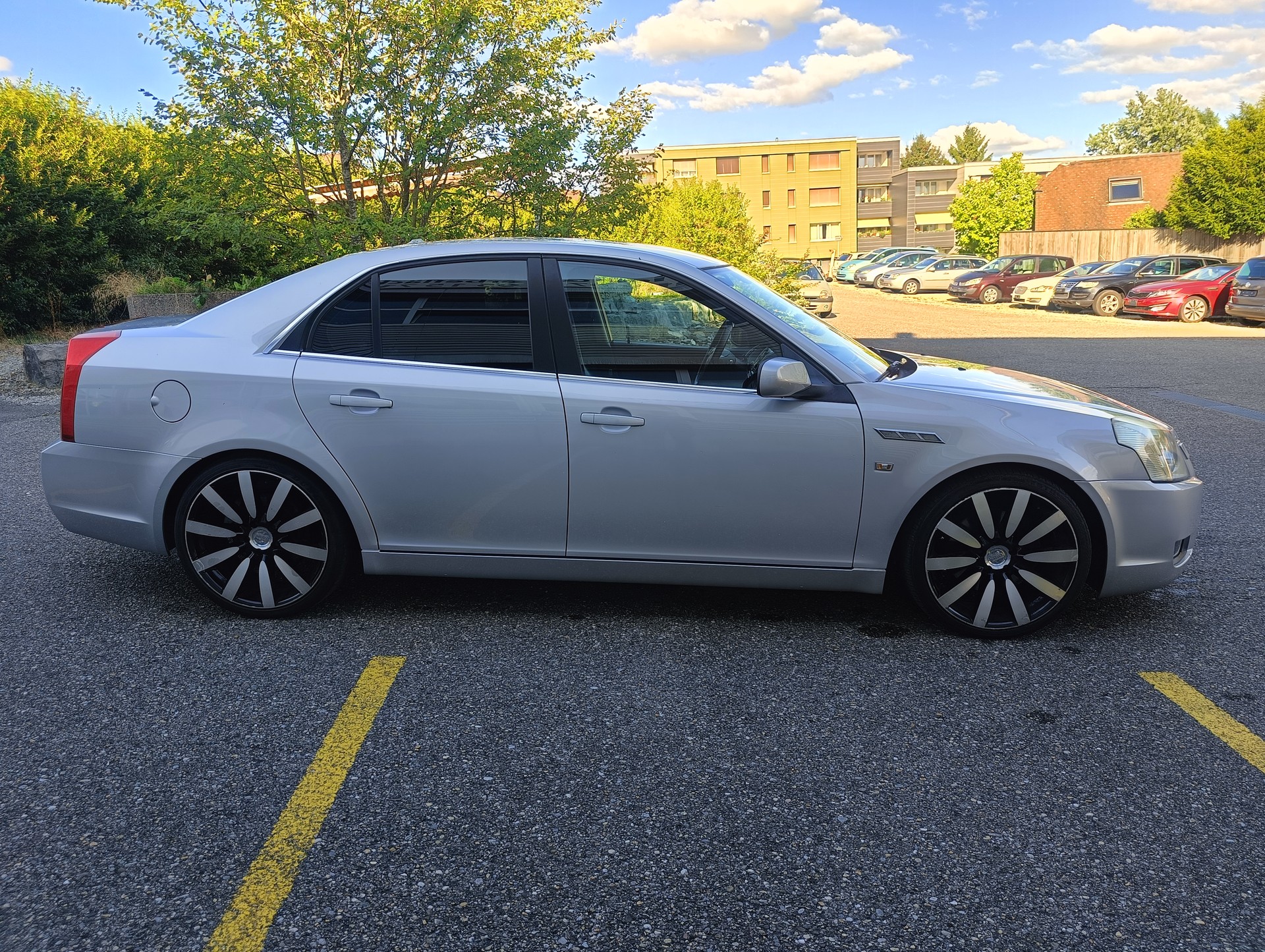 CADILLAC BLS Sedan 2.8T V6 Sport Luxury-image-3