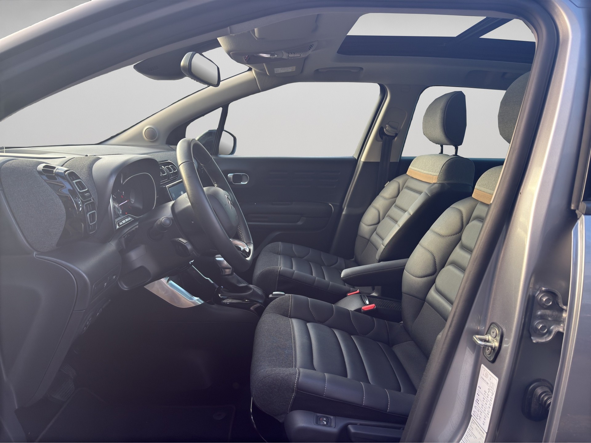 CITROEN C3 Aircross 1.2i PureTech Max EAT6-image-5