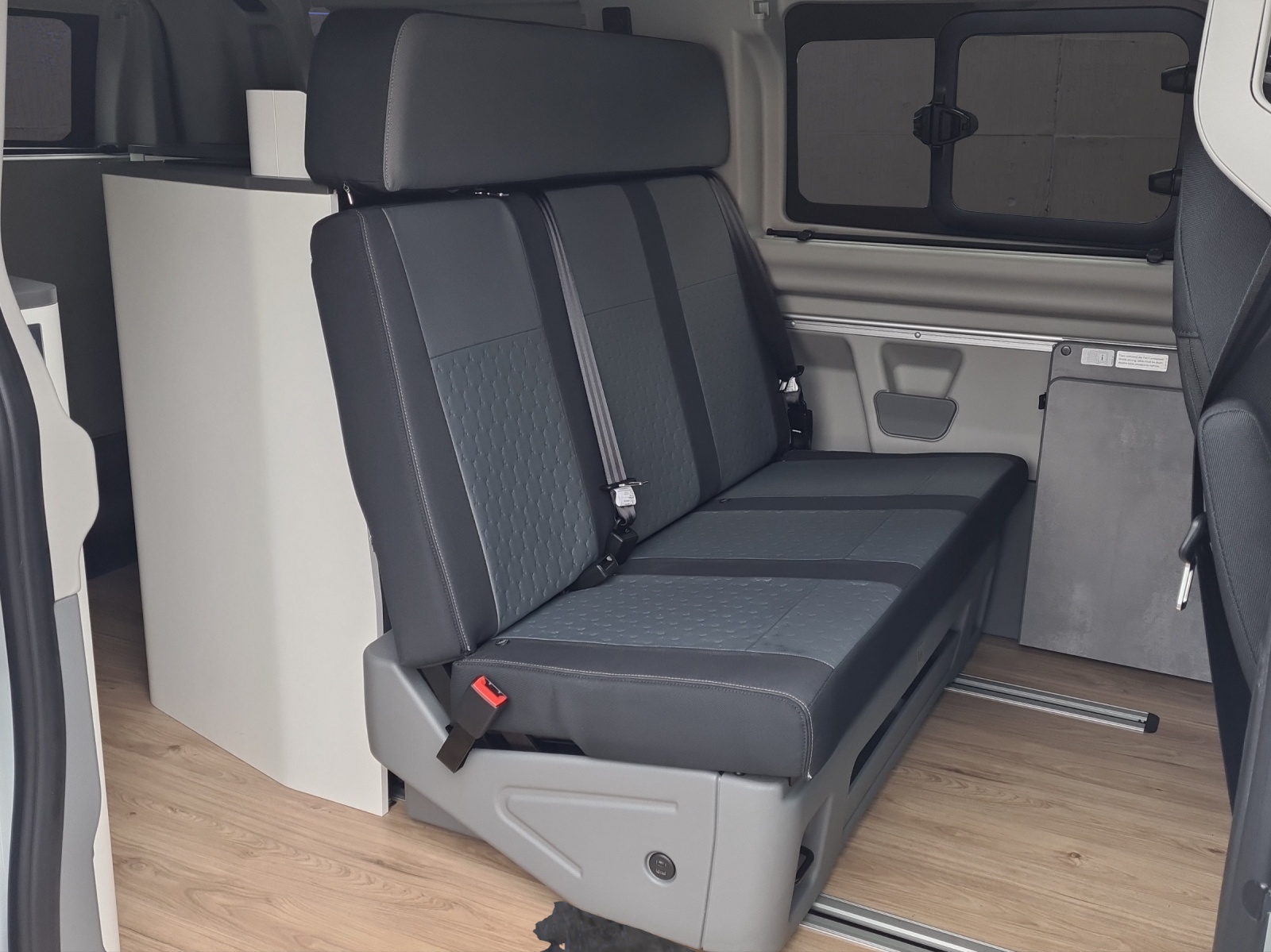 FORD Transit Custom NUGGET Camper 320 L1 2.0 EcoBlue 170 PS Titanium AUTOMAT-image-12