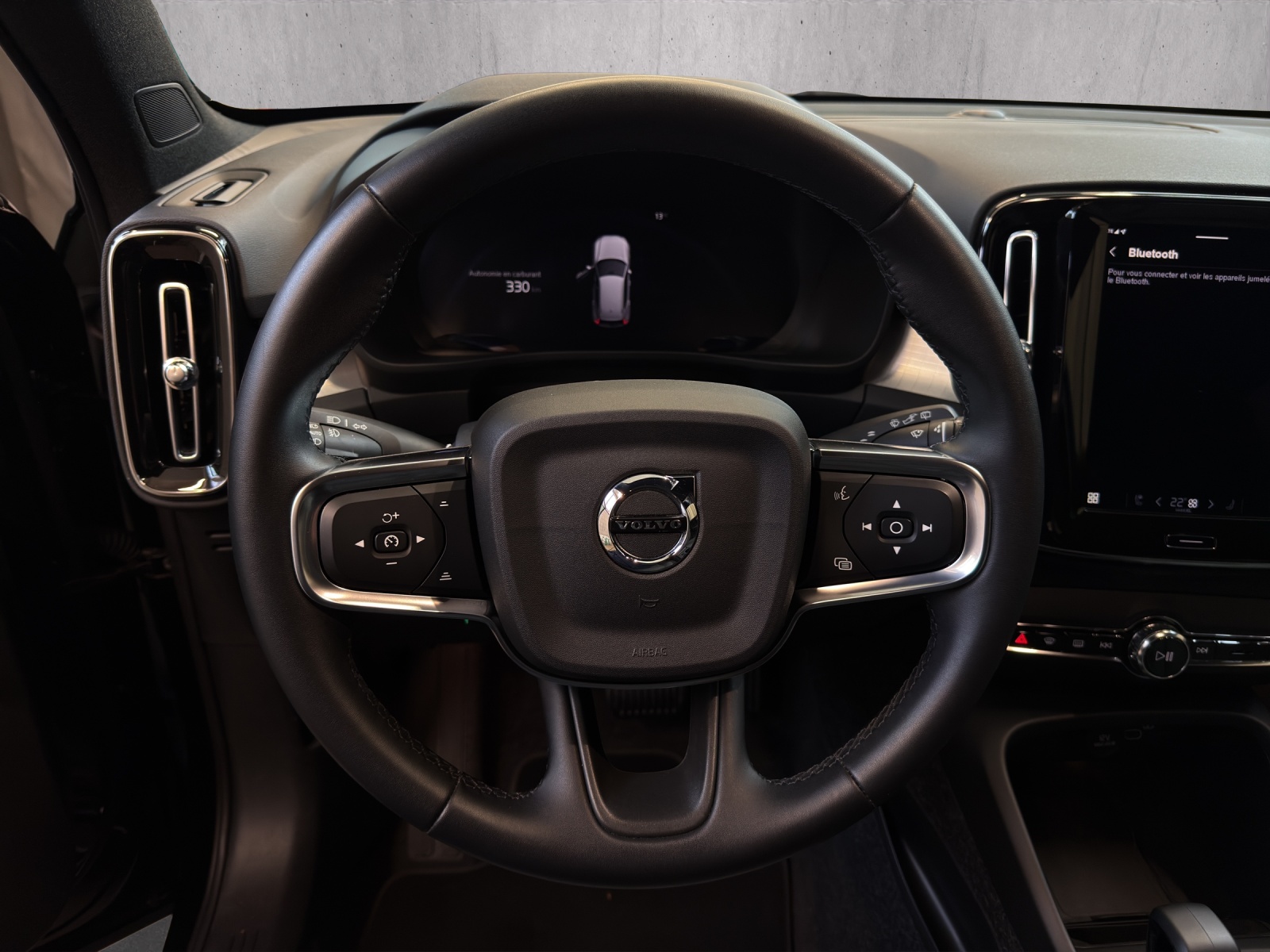 VOLVO XC40 2.0 B3 MH Core-image-12