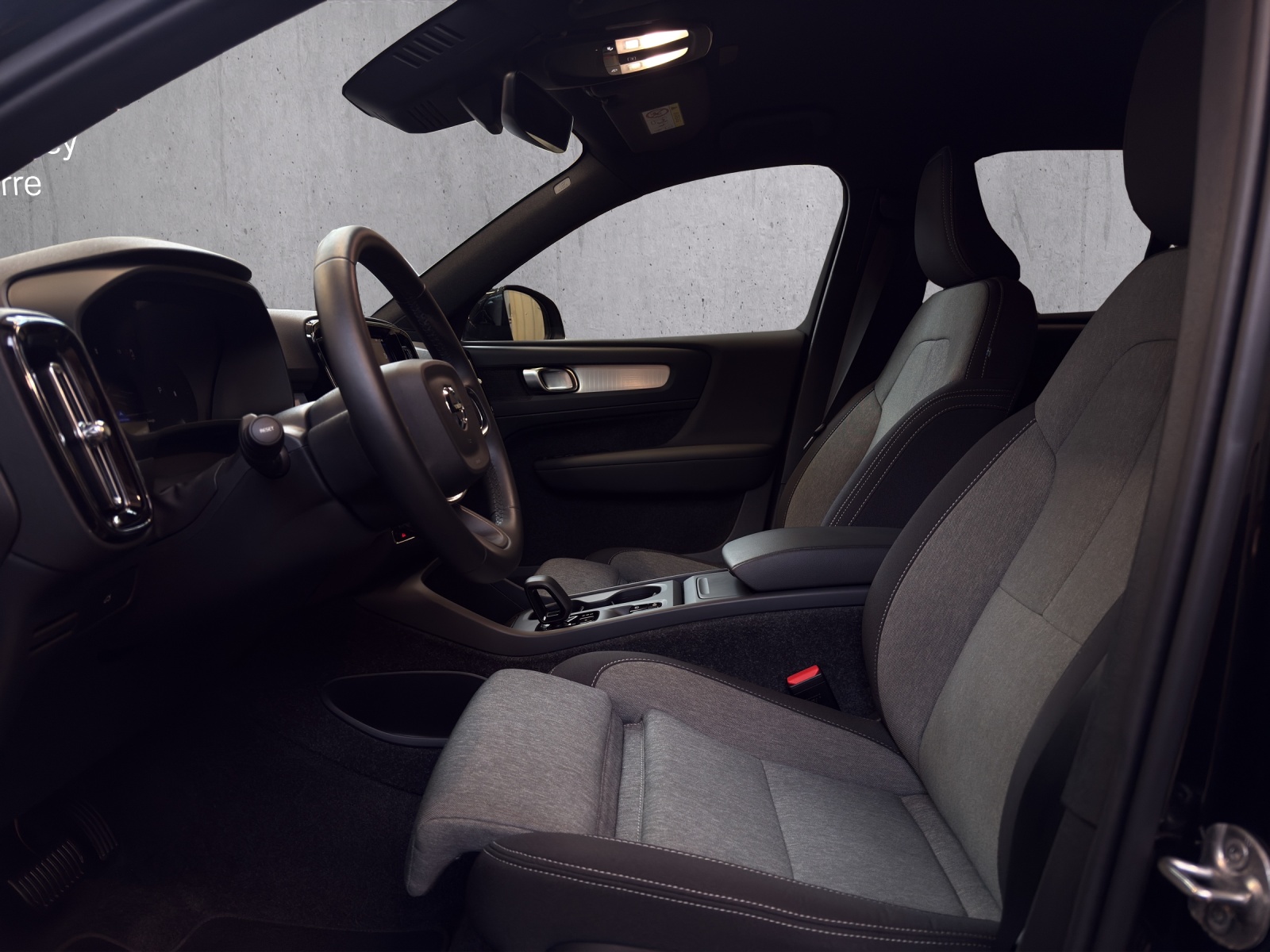 VOLVO XC40 2.0 B3 MH Core-image-11