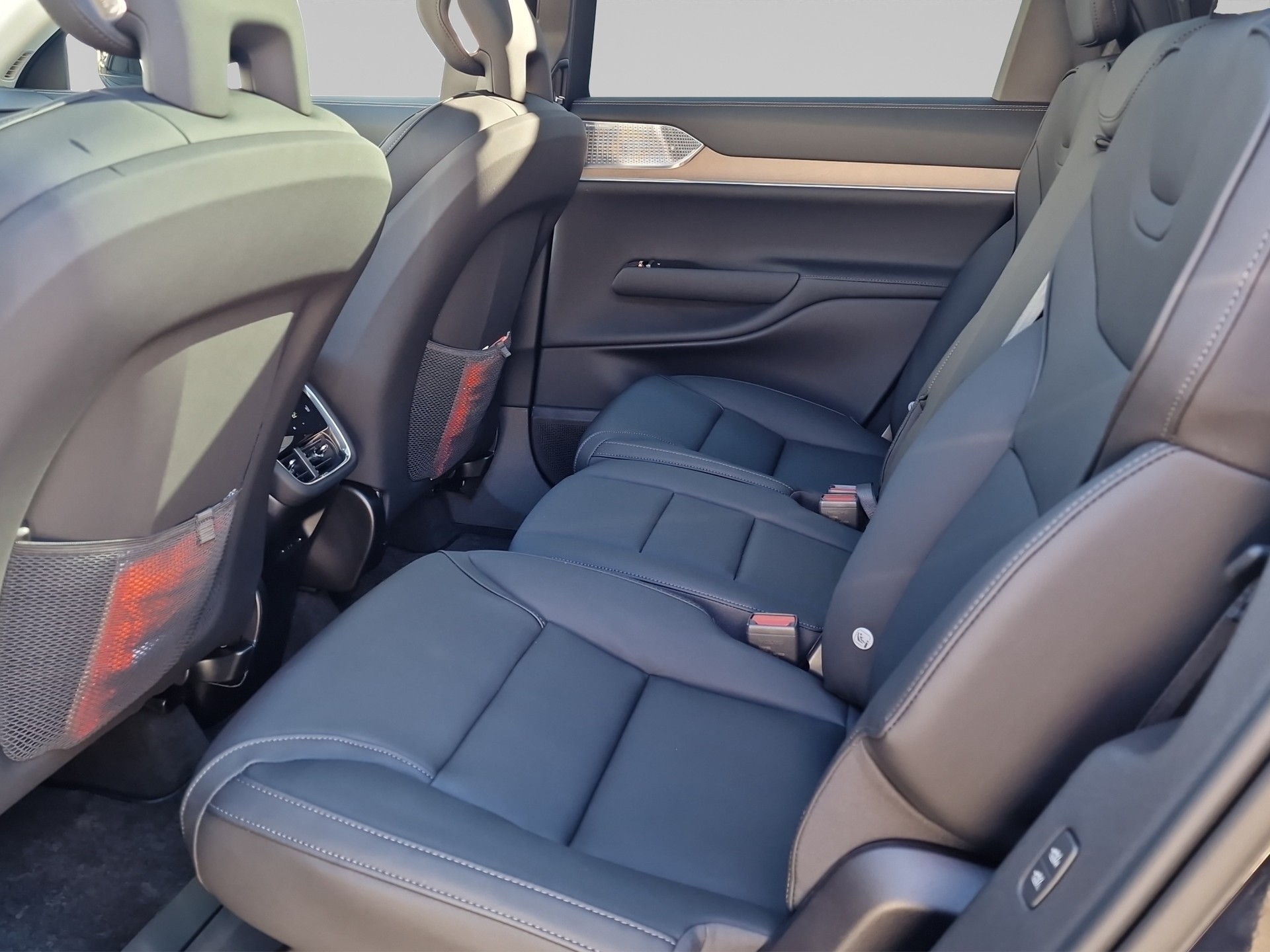VOLVO EX90 Twin Performance Ultra AWD-image-14
