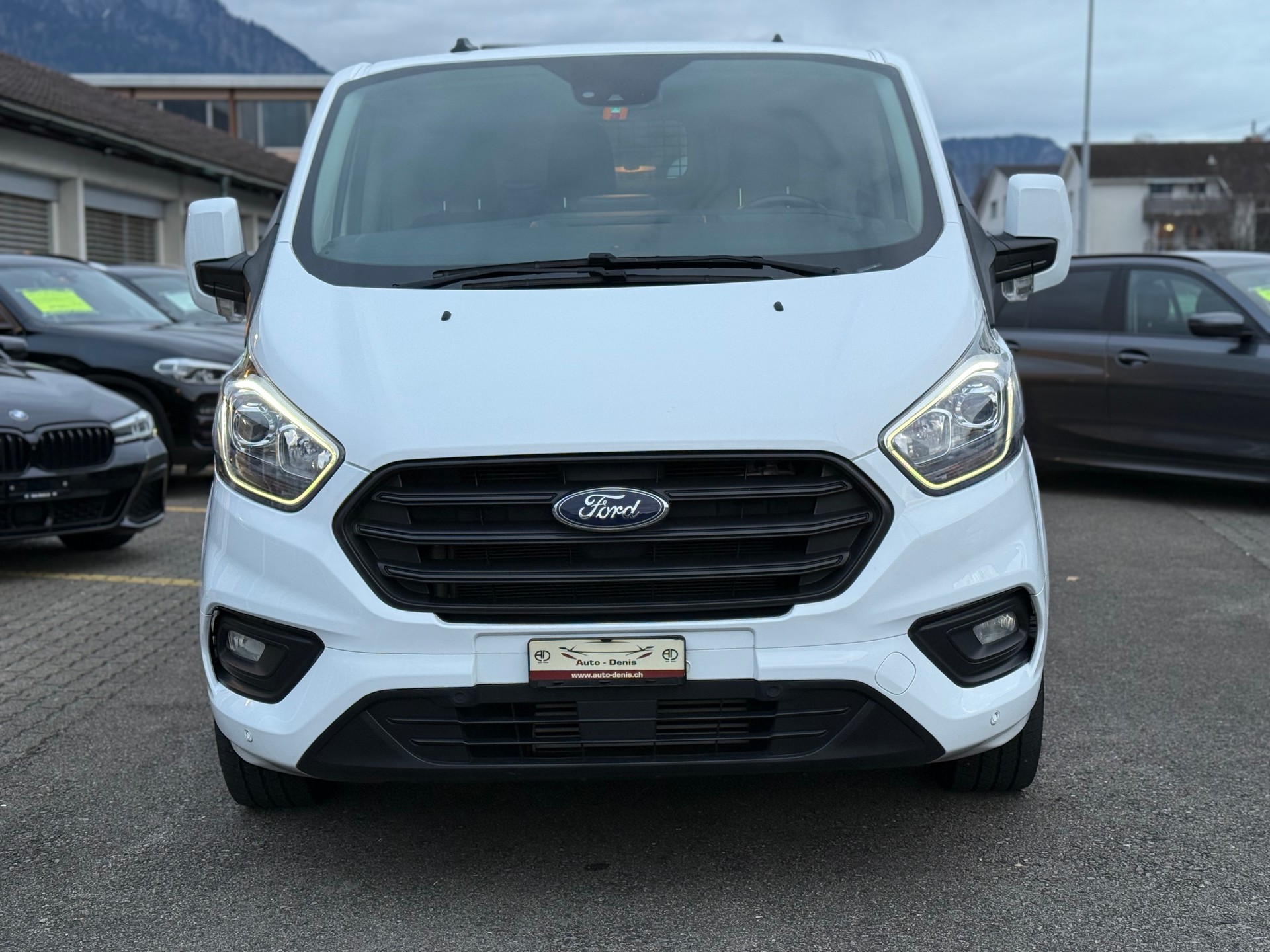 FORD Transit Custom Van 300 L1 2.0 TDCi 130 Trend-showroom-element-1