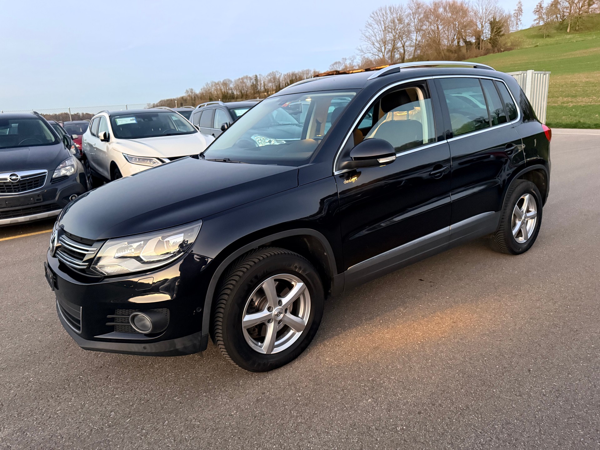 VW Tiguan 2.0 TDI BlueMotion Sport&Style 4Motion DSG-showroom-element-2