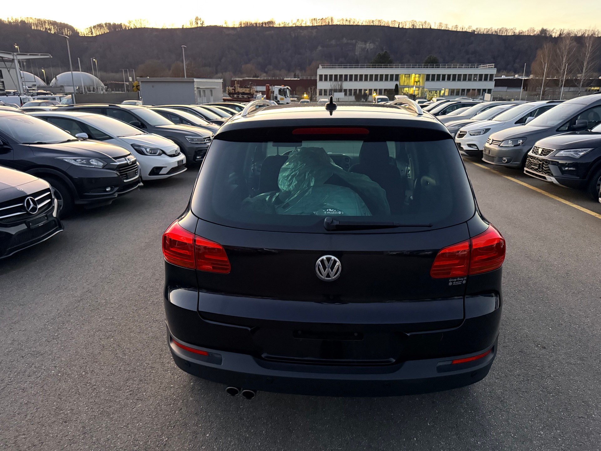 VW Tiguan 2.0 TDI BlueMotion Sport&Style 4Motion DSG-image-13