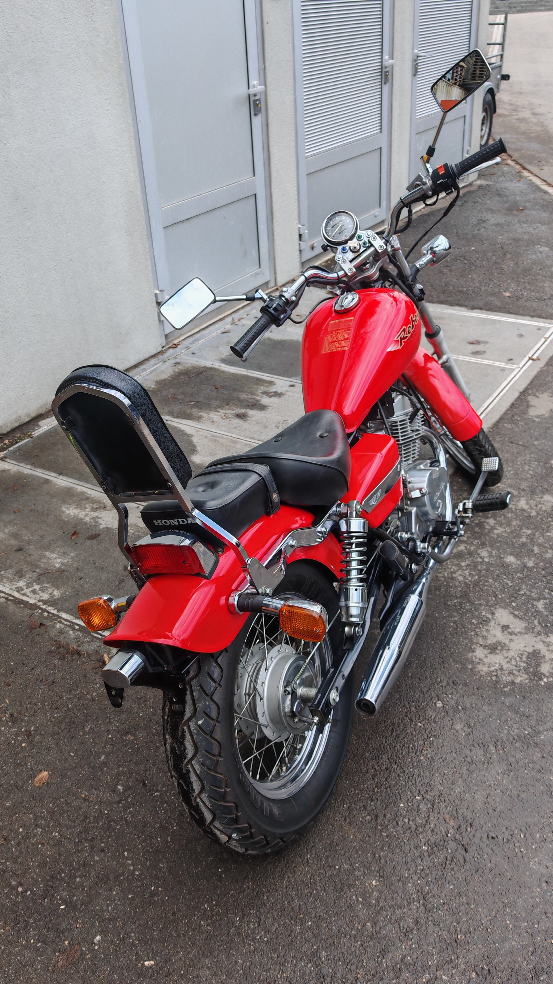 HONDA CA 125 Rebel-image-3