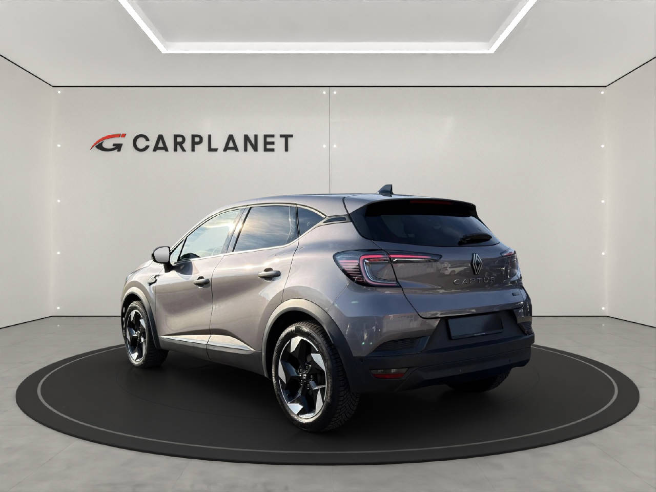 RENAULT Captur 1.6 E-Tech techno-showroom-element-1