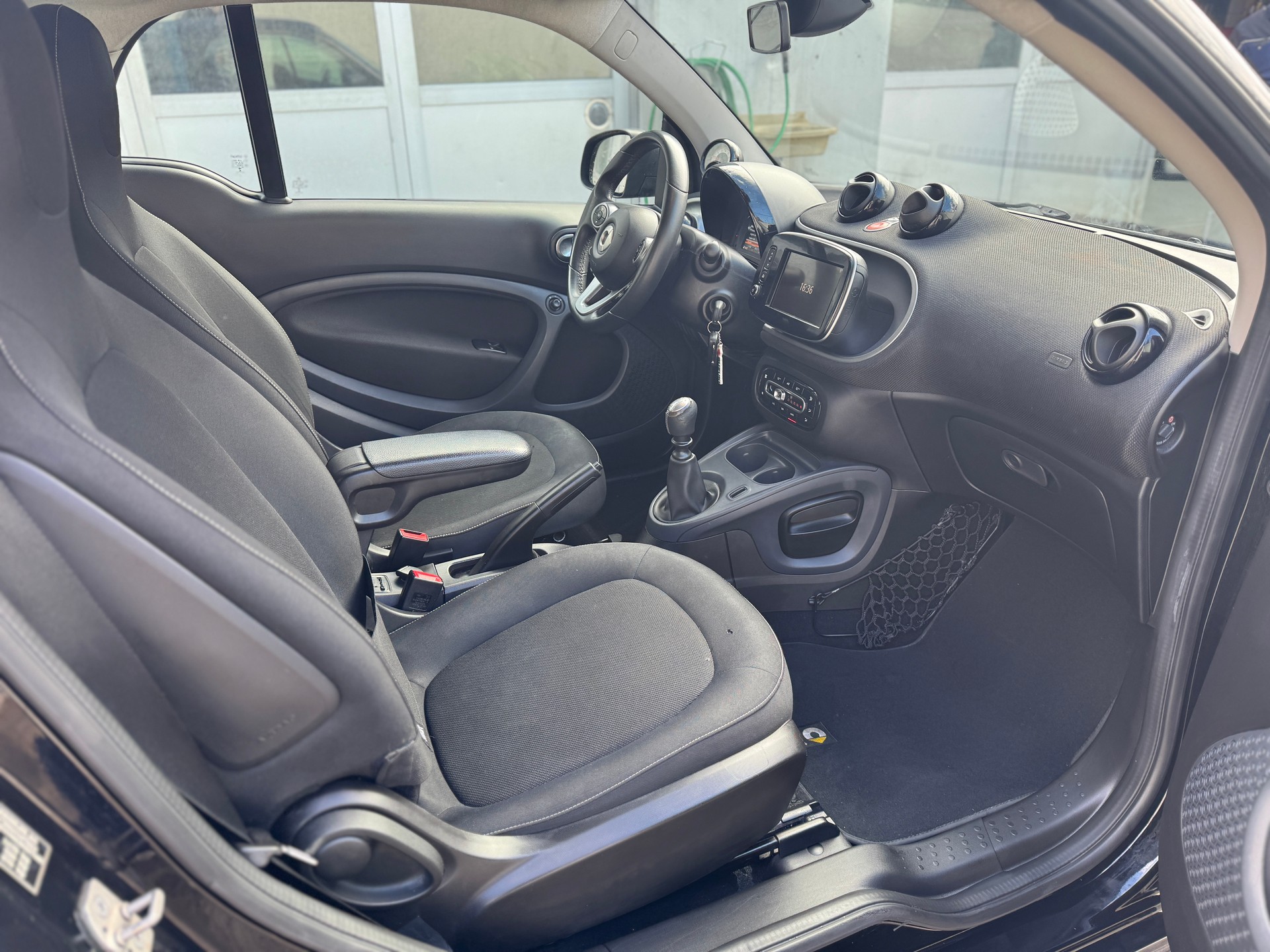 SMART fortwo passion-image-8