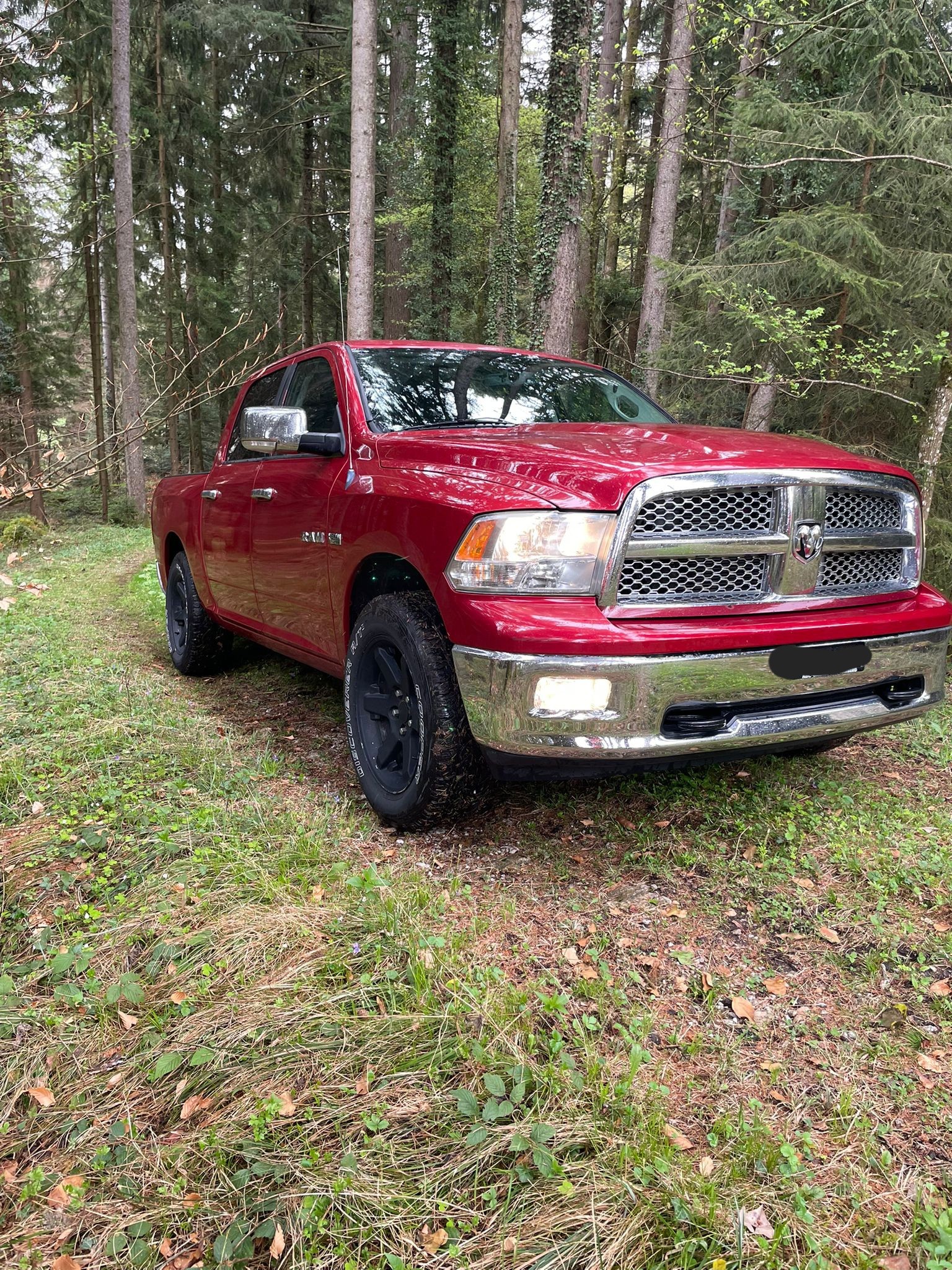 DODGE Laramie 5.7l Hemi-image-1