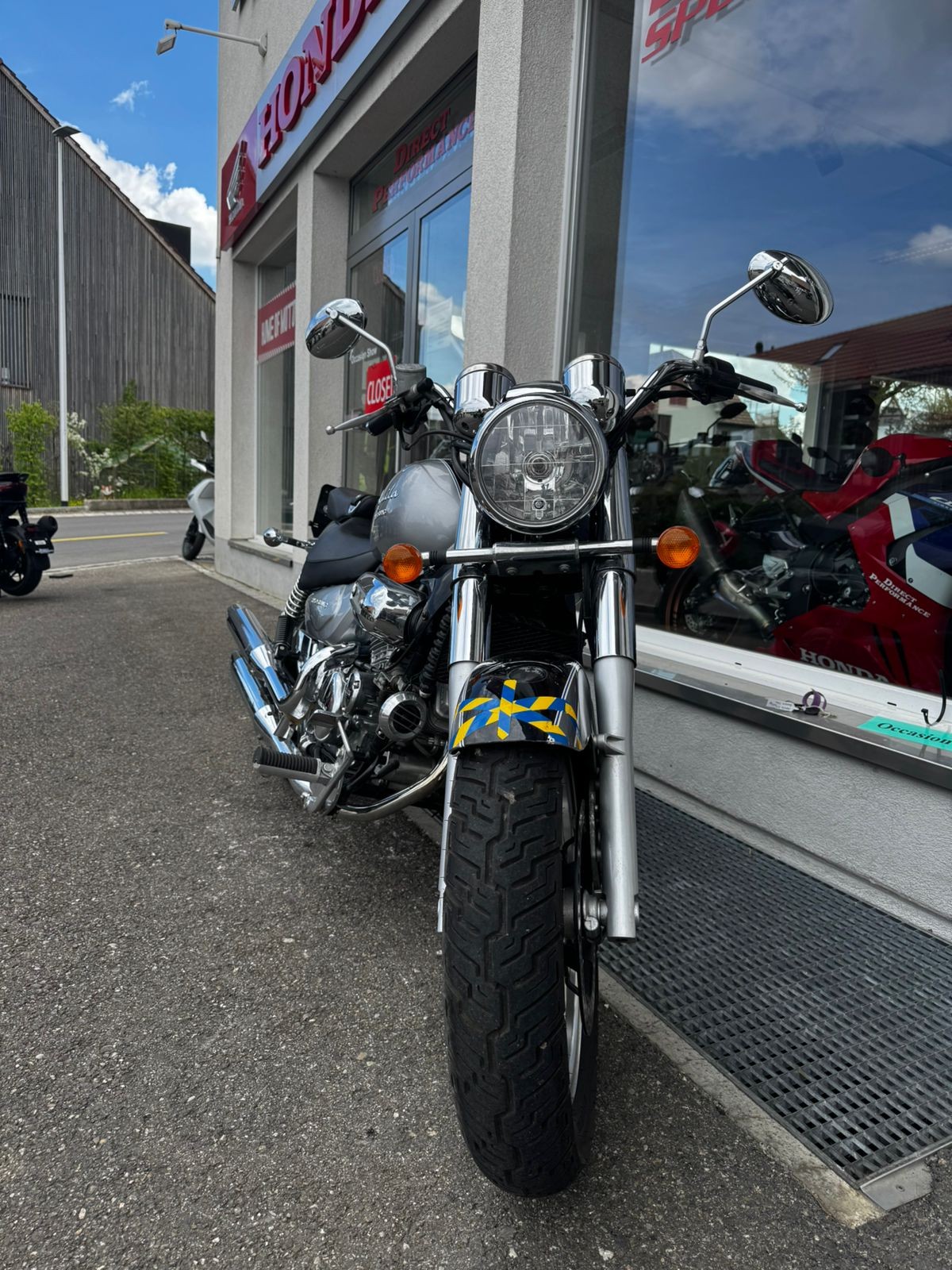 HYOSUNG Aquila GV 250-image-1