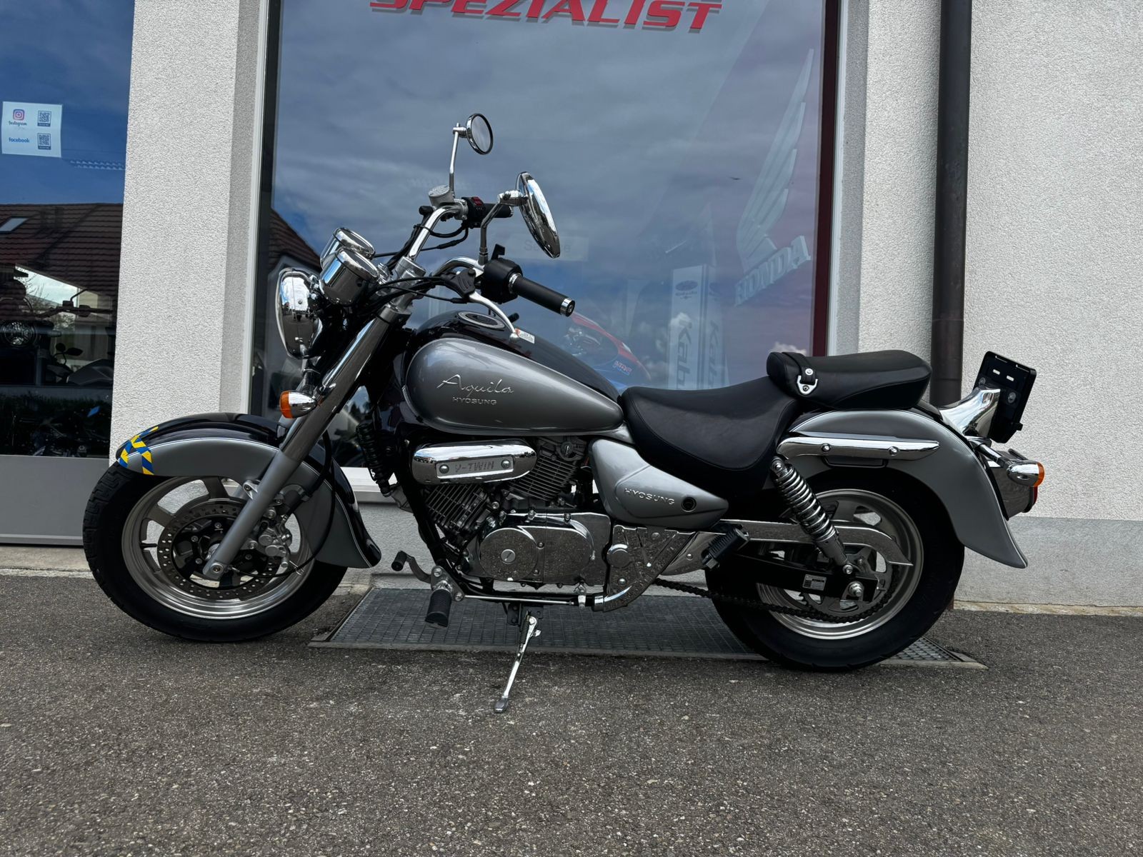 HYOSUNG Aquila GV 250-image-3