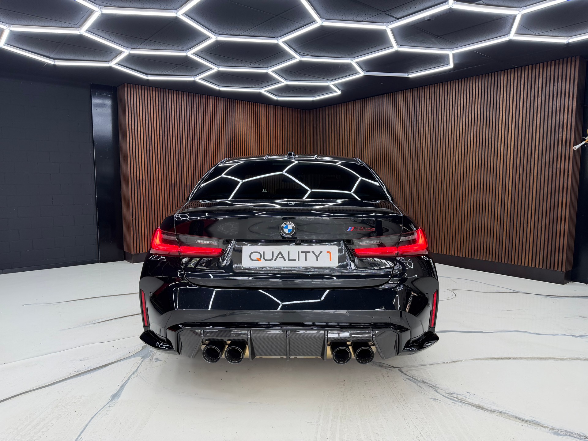 BMW M3 CS-image-6